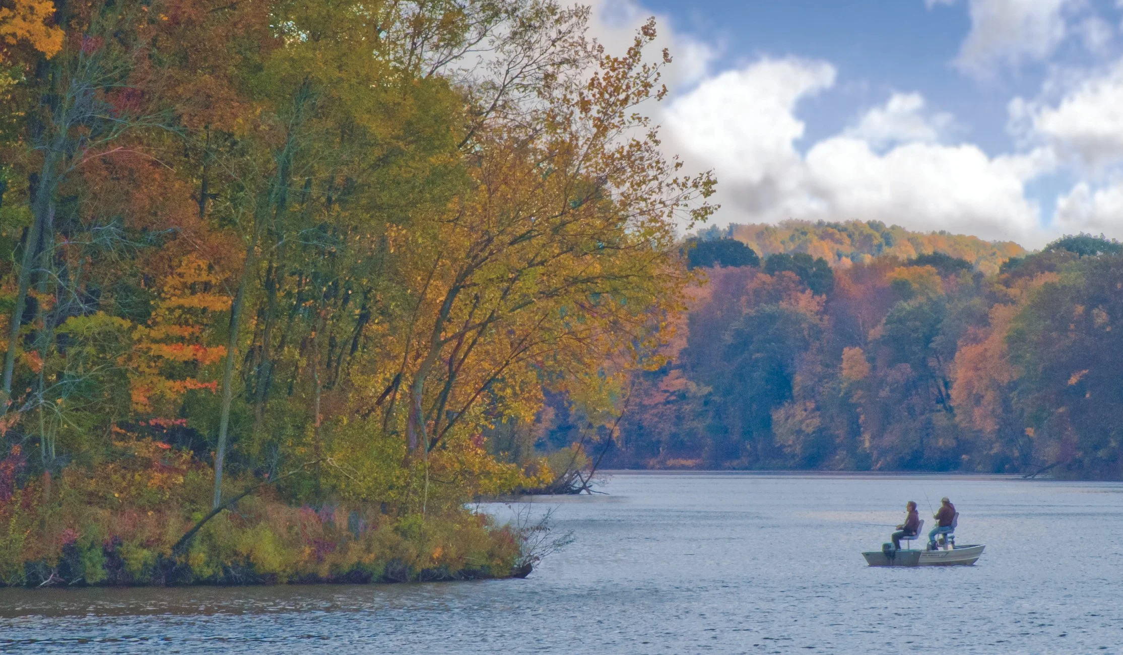 Photo of fishermen taken at Charles Mill Lake Marina for Richland/Mansfield Tourism