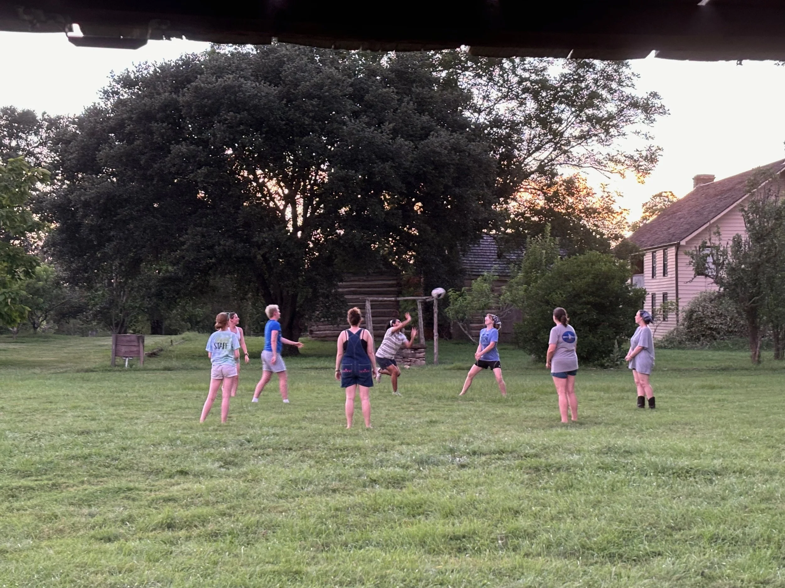 '24 class volleyball break