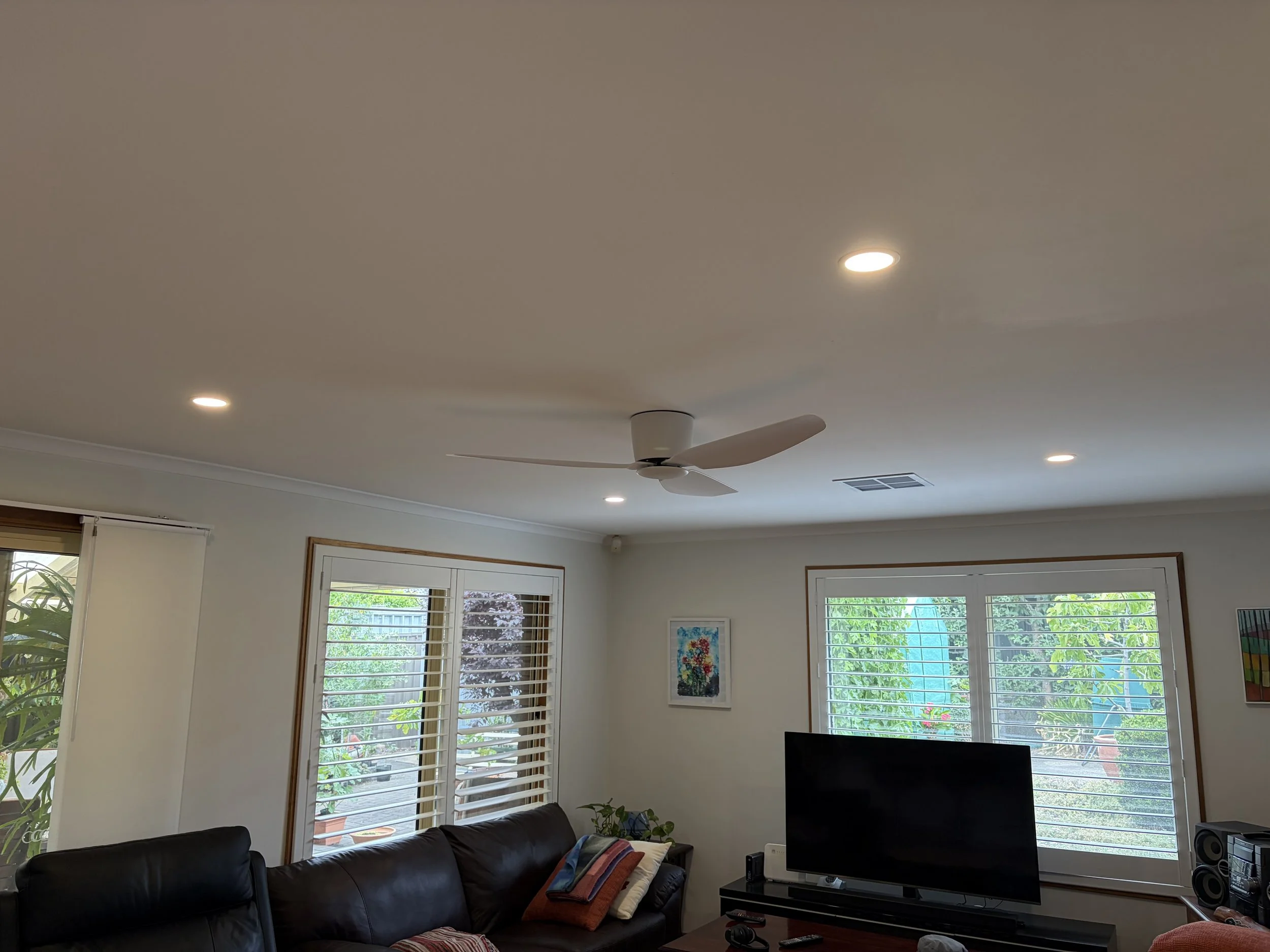 White three blade indoor ceiling fan suited to a lower ceiling height