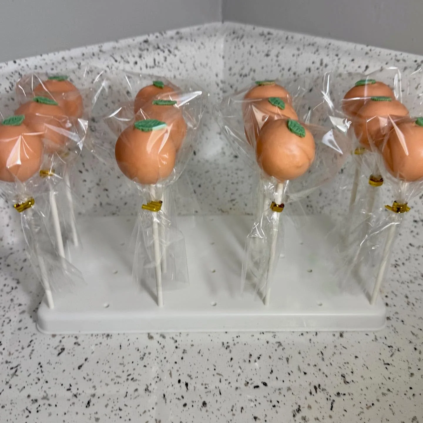 Cutie Cake Pops! 🍊