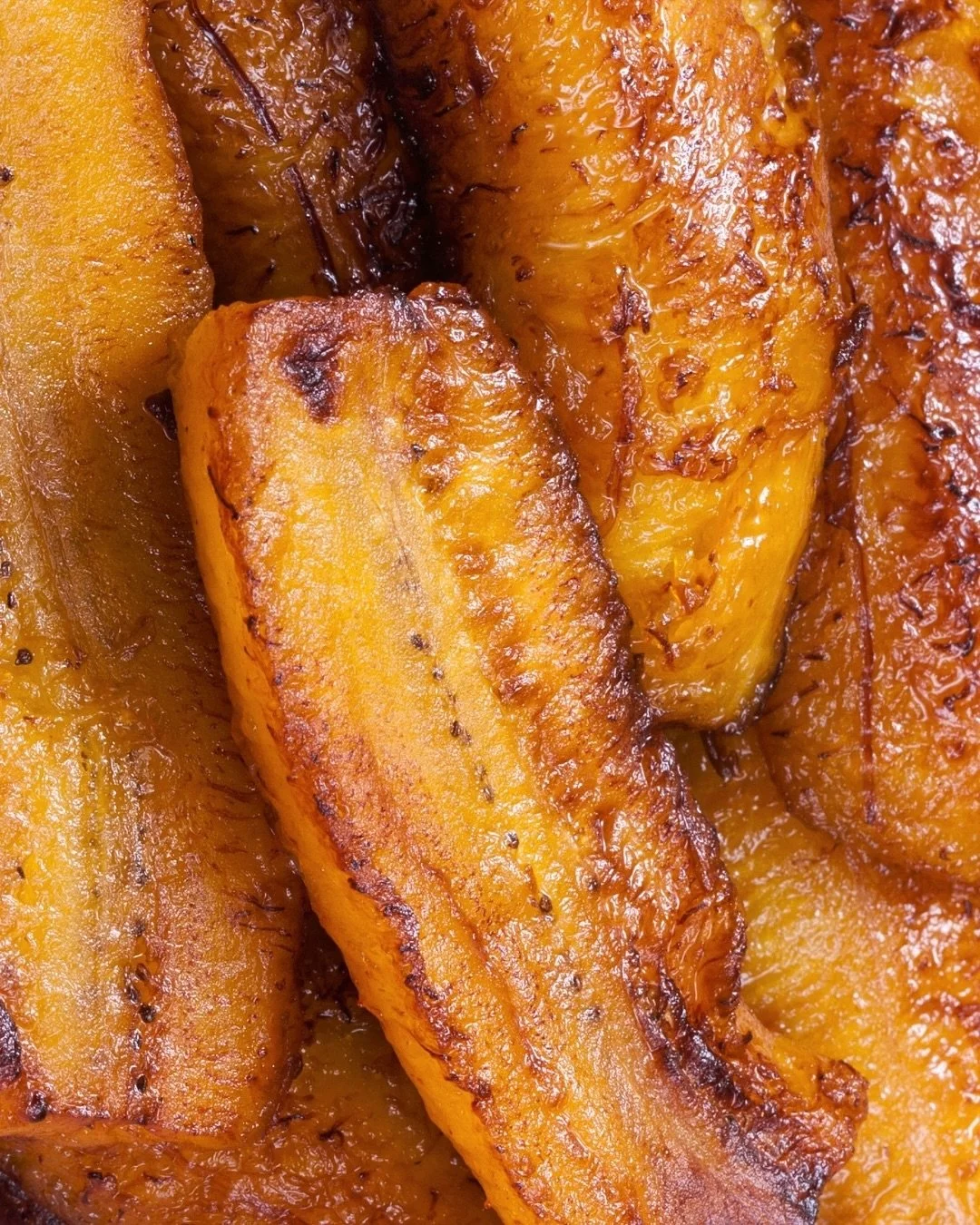 A new limited drink is dropping 9/22, the first day of fall! 🍂 Think plantains, cinnamon, espresso&hellip;inspired by a classic Filipino sweet treat 👀

Comment what you think our next menu item is!