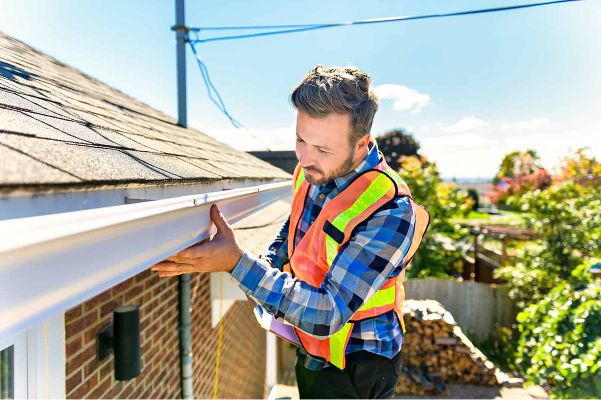 Why Older Homes Often Require More Frequent Gutter Inspections