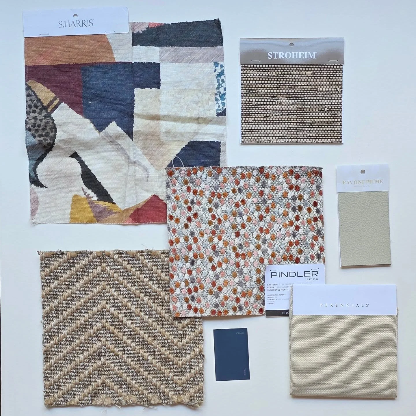 A bit of scheming on a sunny afternoon.
#lustreinteriordesign #houstondesigner #interiordesigner