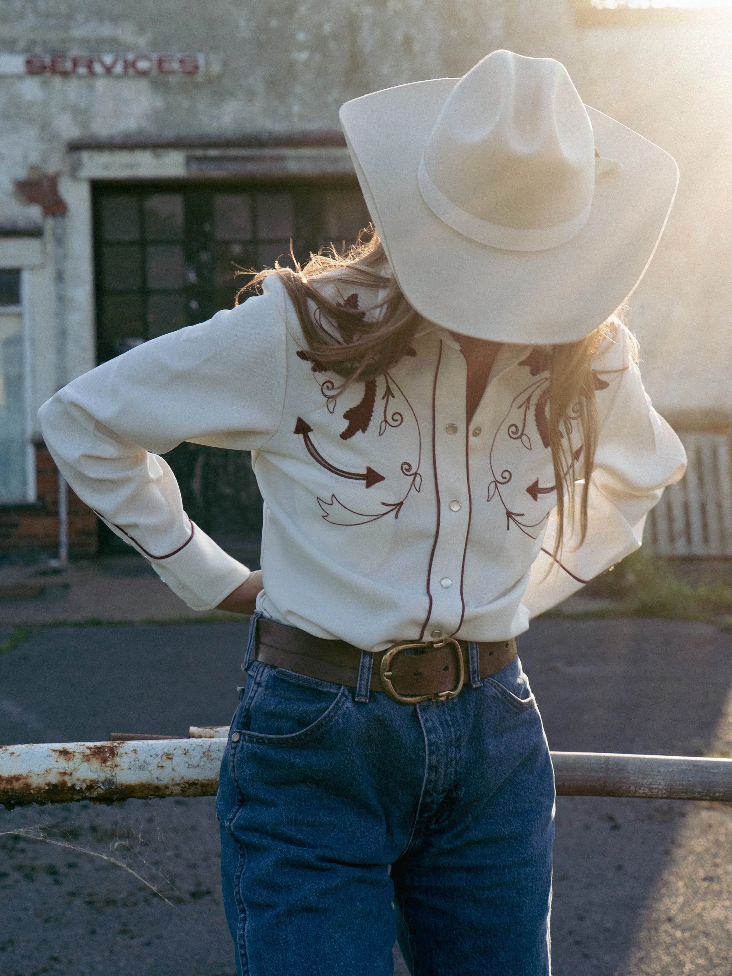 ~ New online drop ~

Shirts, denim &amp; suede 

Sunday, May 31, 7pm UK time 

vintagecowboy.store