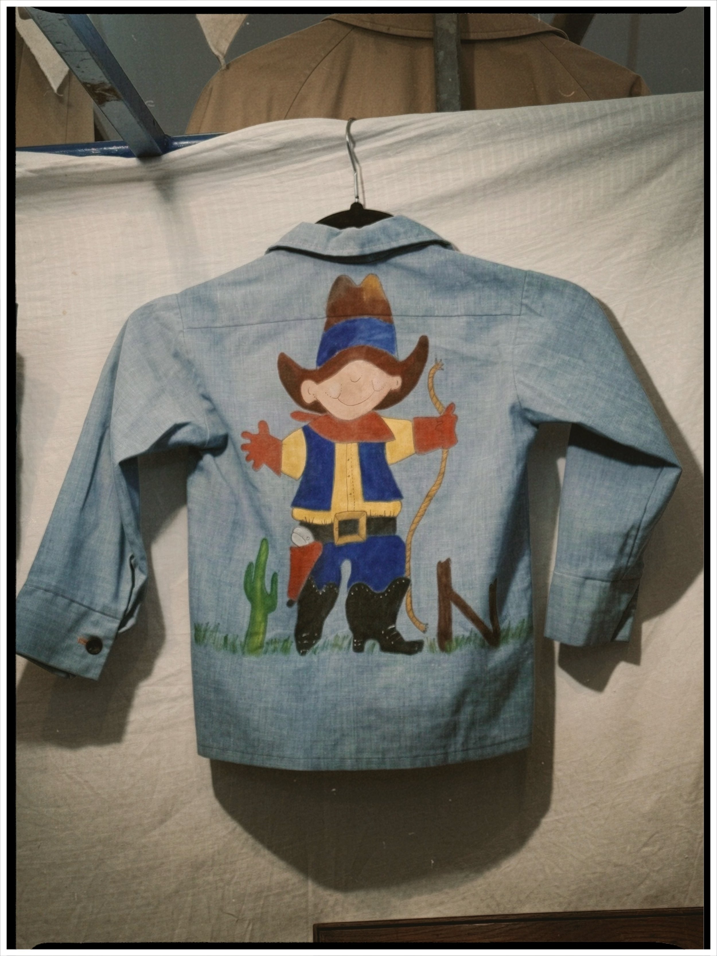New in kidswear! 

You can find a dedicated section on the website for them little cowpals. 

Those pieces here will be listed next week, but do get in touch if you want to get them sooner 💌