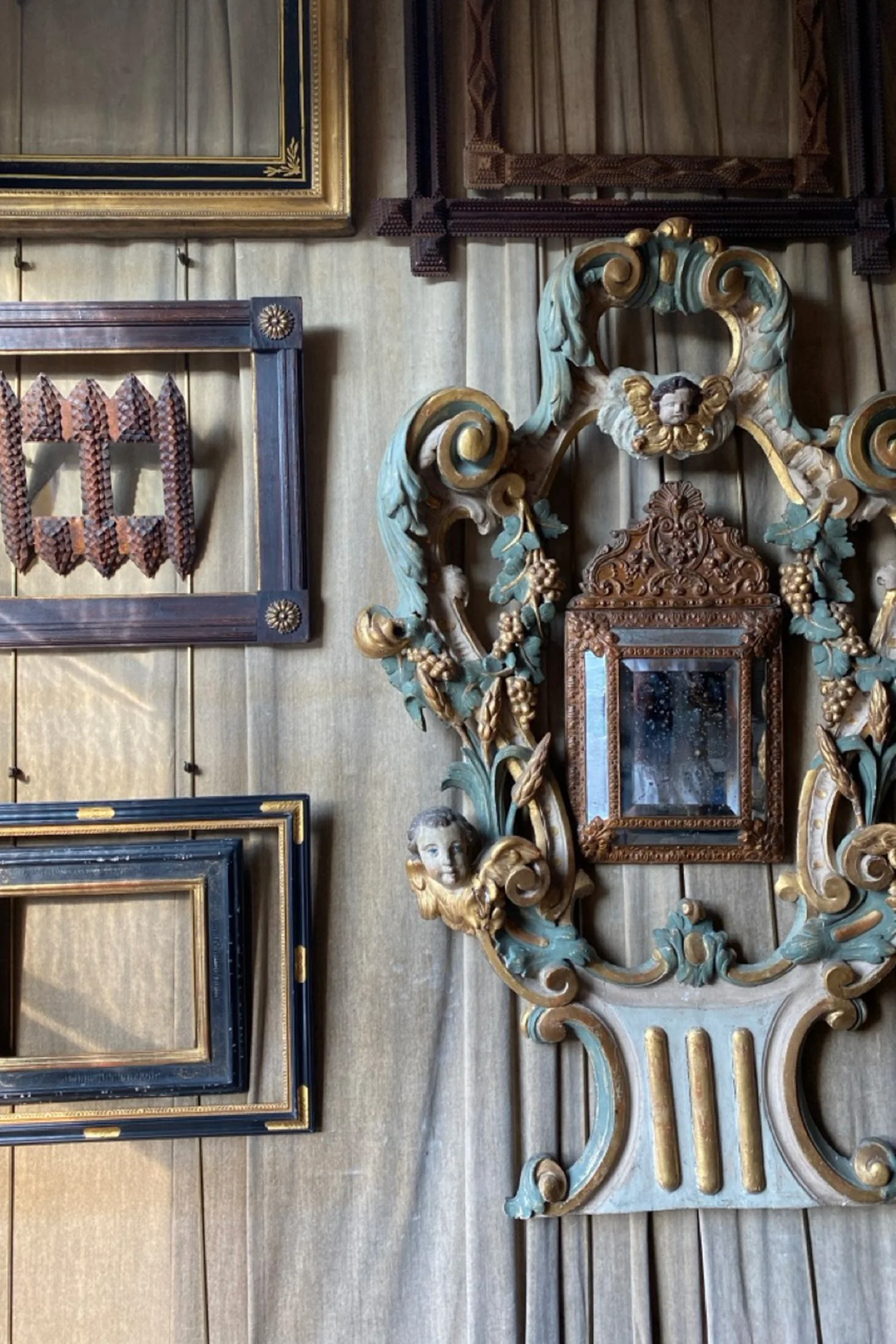 FRAMES 3.jpg