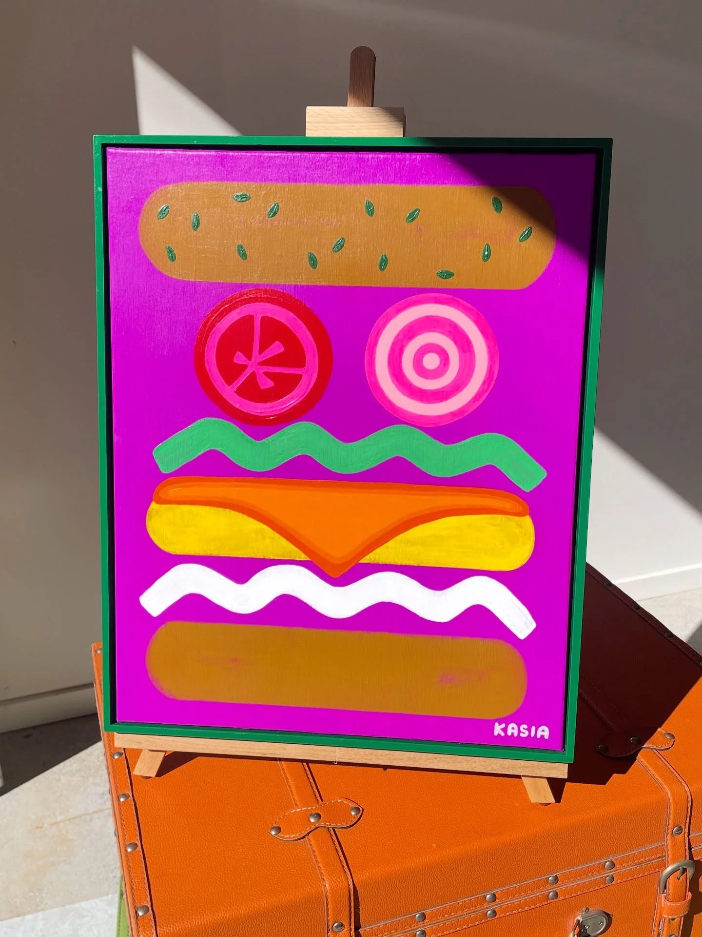 &lsquo;Hue &amp; Chew&rsquo; SOLD ✨ Another magenta painting that was taken home from @thegreatartistmarket 🌈 

#foodpainting #burgerart #maximalism #acrylicpainting
