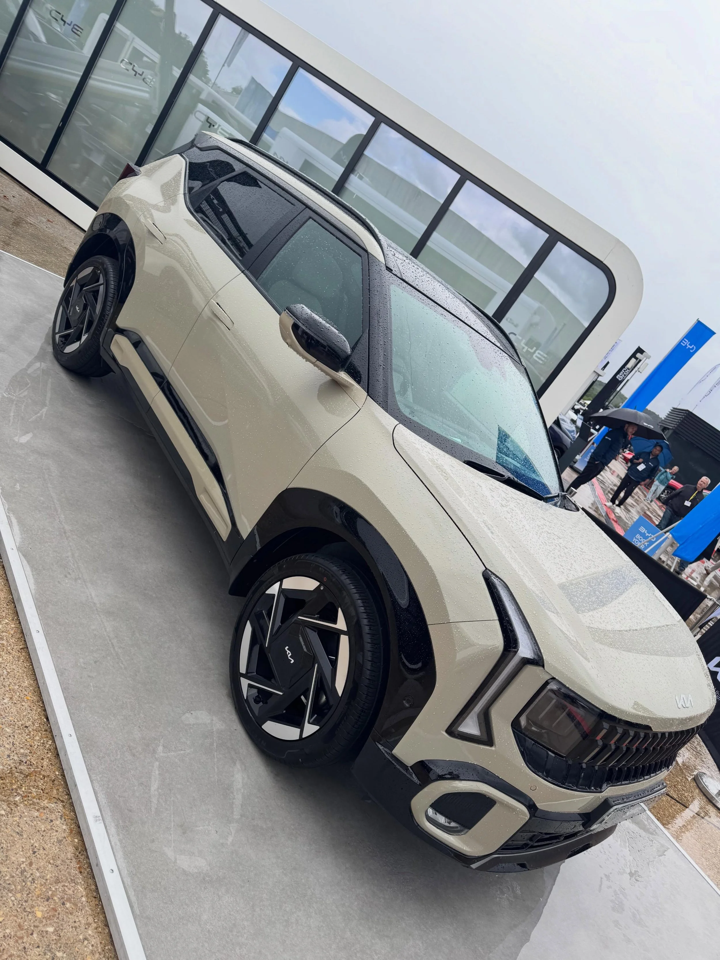 If your looking for a specialist leasing broker covering East Anglia come and have a chat with us about your next car 🚗 or van 🚚, we offer a complete leasing package as well as salary sacrifice schemes for companies looking at retaining and attract