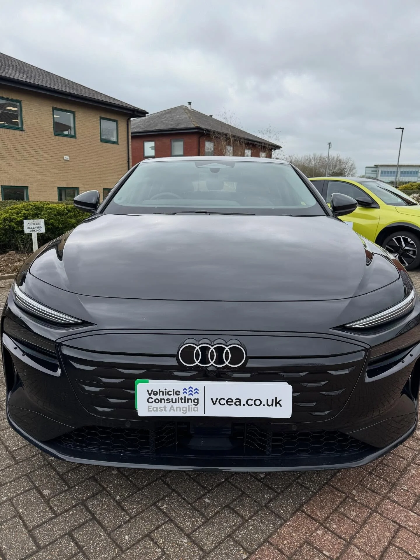 Final March client handover - this all electric ⚡️ Mythos Black Audi A6 eTron Sportback to another repeat happy  client 👨&zwj;💼, massive boot , great range &amp; such a good looking car!