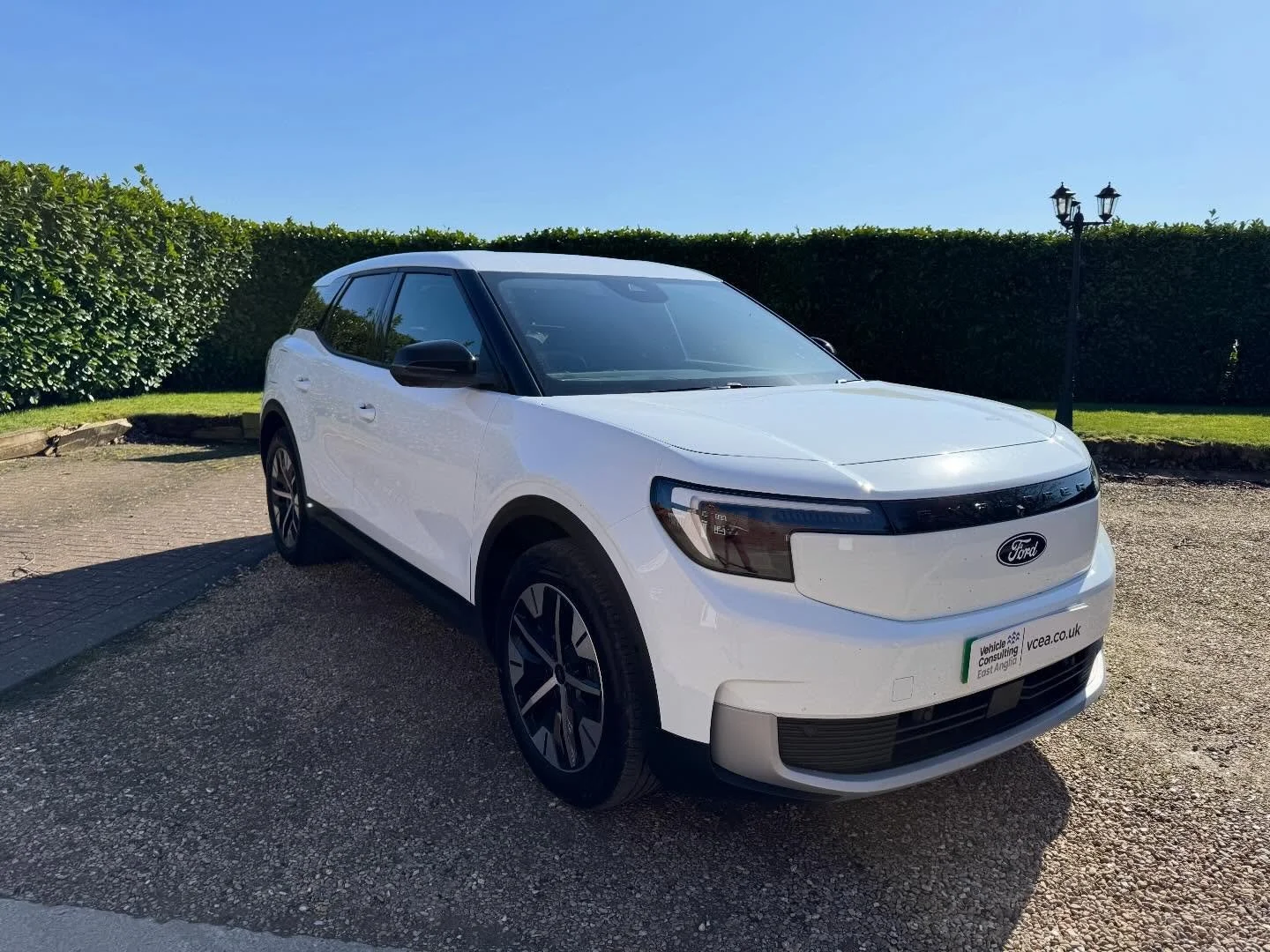 Another March delivery, this time an all electric ⚡️ Ford Explorer for @thegrangespa can&rsquo;t wait to see it in a few weeks with the corporate livery 👌 #ev #fordexplorerev #vcea #leasing