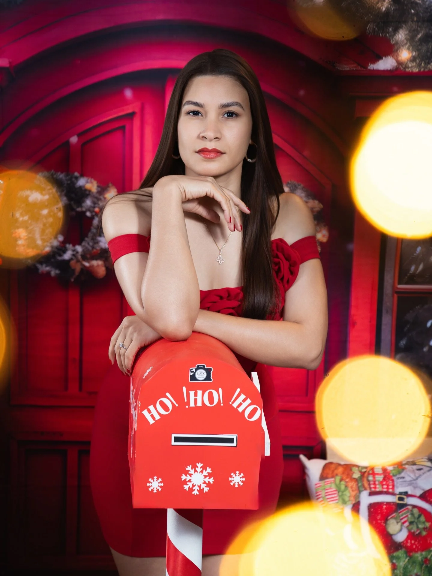 A&uacute;n estas a tiempo. Nuestro set disponible para ti&hellip; @mendyfilms #navidad