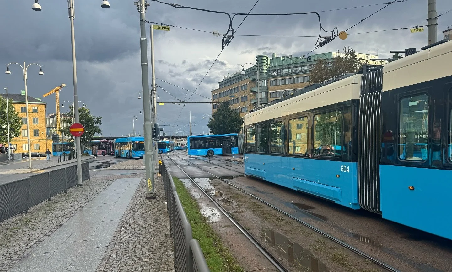 &rdquo;Att skriva kod &auml;r som att k&ouml;ra bil i G&ouml;teborg&rdquo;

Saxat ur Filip Carl&eacute;ns nya inl&auml;gg p&aring; bloggen:

&rdquo;Att vara Frontendutvecklare kan ibland k&auml;nnas som att k&ouml;ra bil i G&ouml;teborgs stad, f&ouml