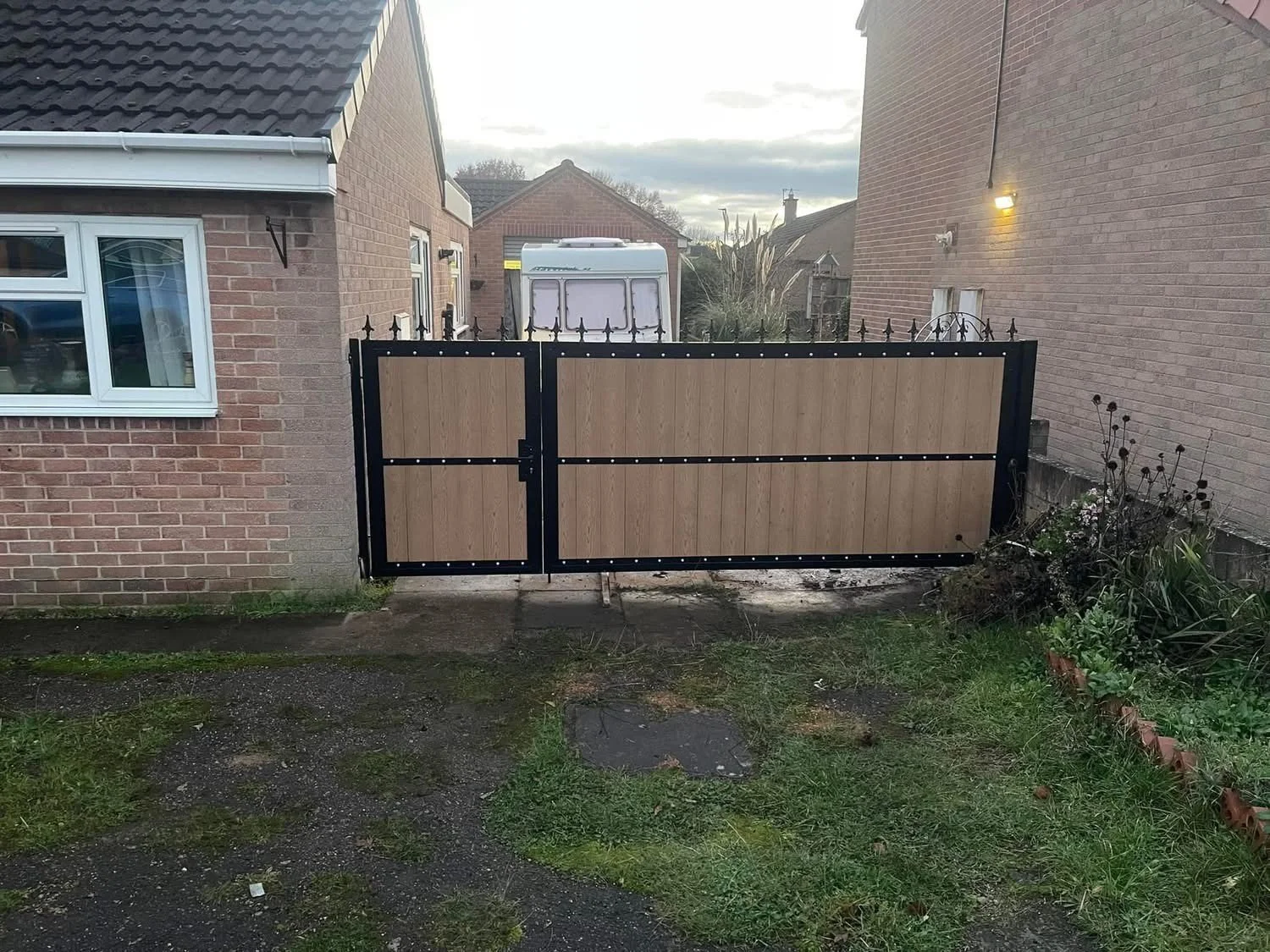 Composite Gate
