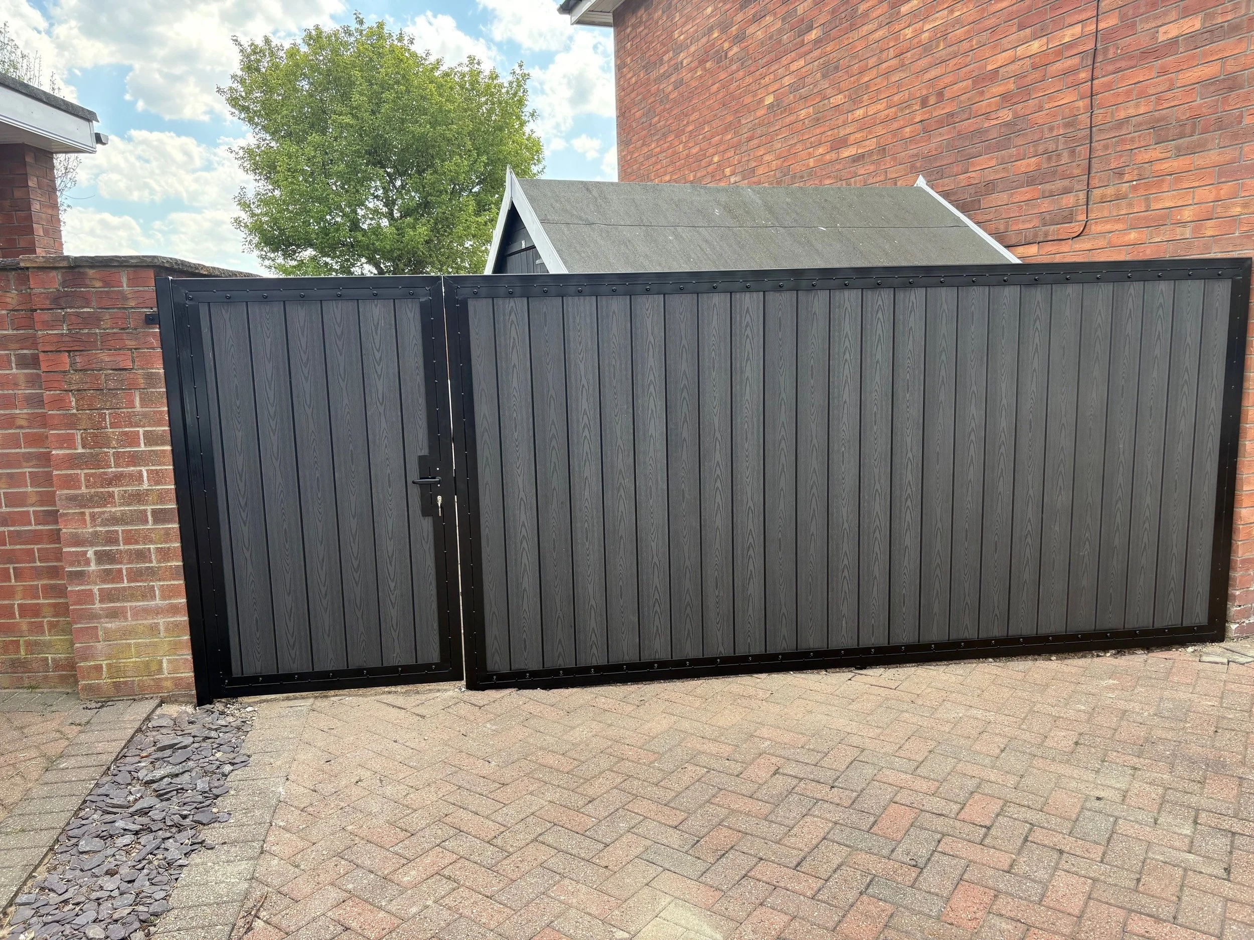 Composite Fence & Gate