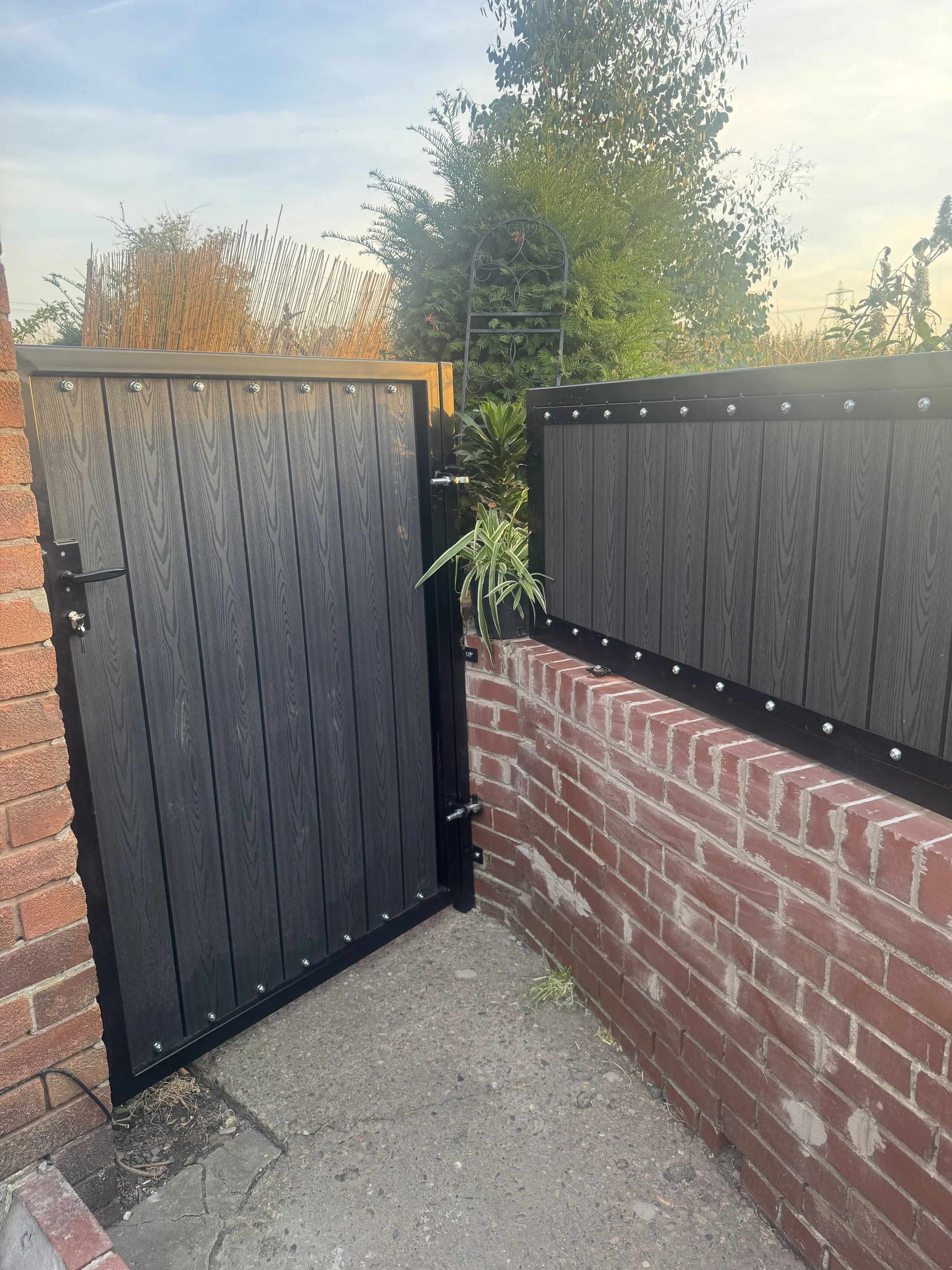 Composite Garden Gate & Fence