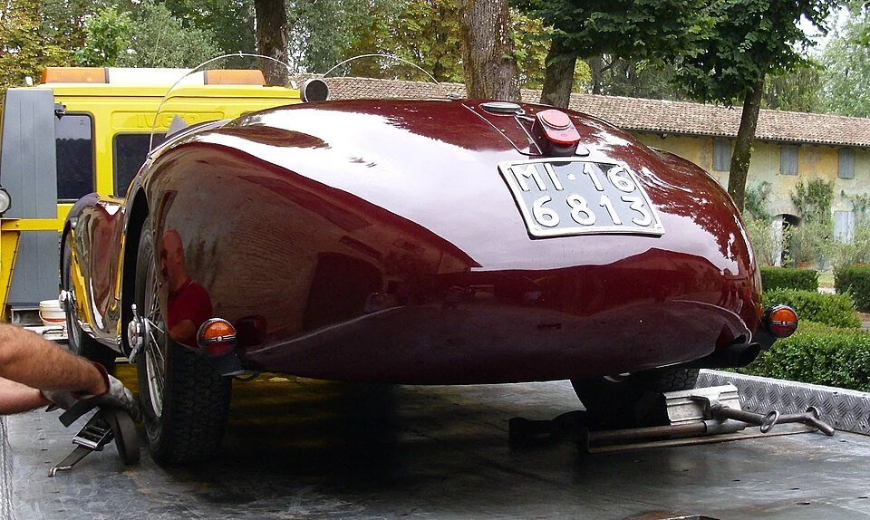 Ferrari 815