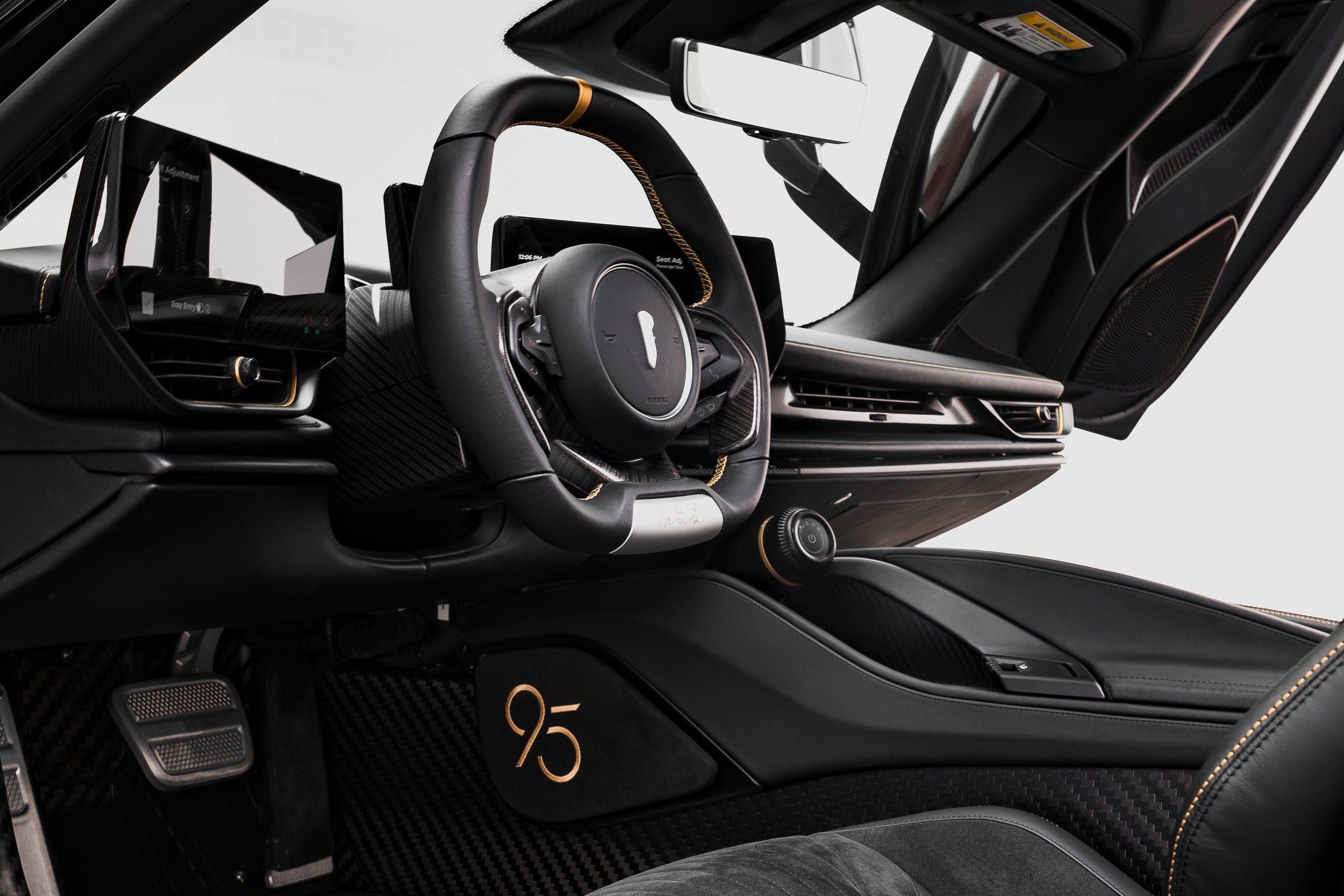 Automobili_Pininfarina_Battista_Novantacinque_04.jpg