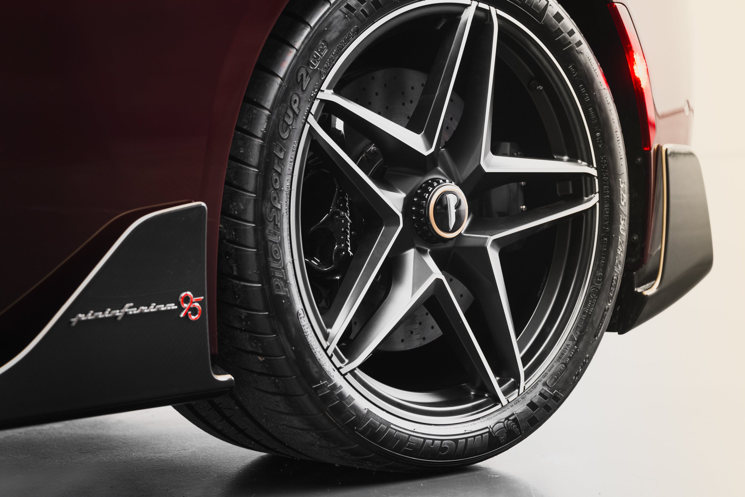 Automobili_Pininfarina_Battista_Novantacinque_14_1748872490915.jpg