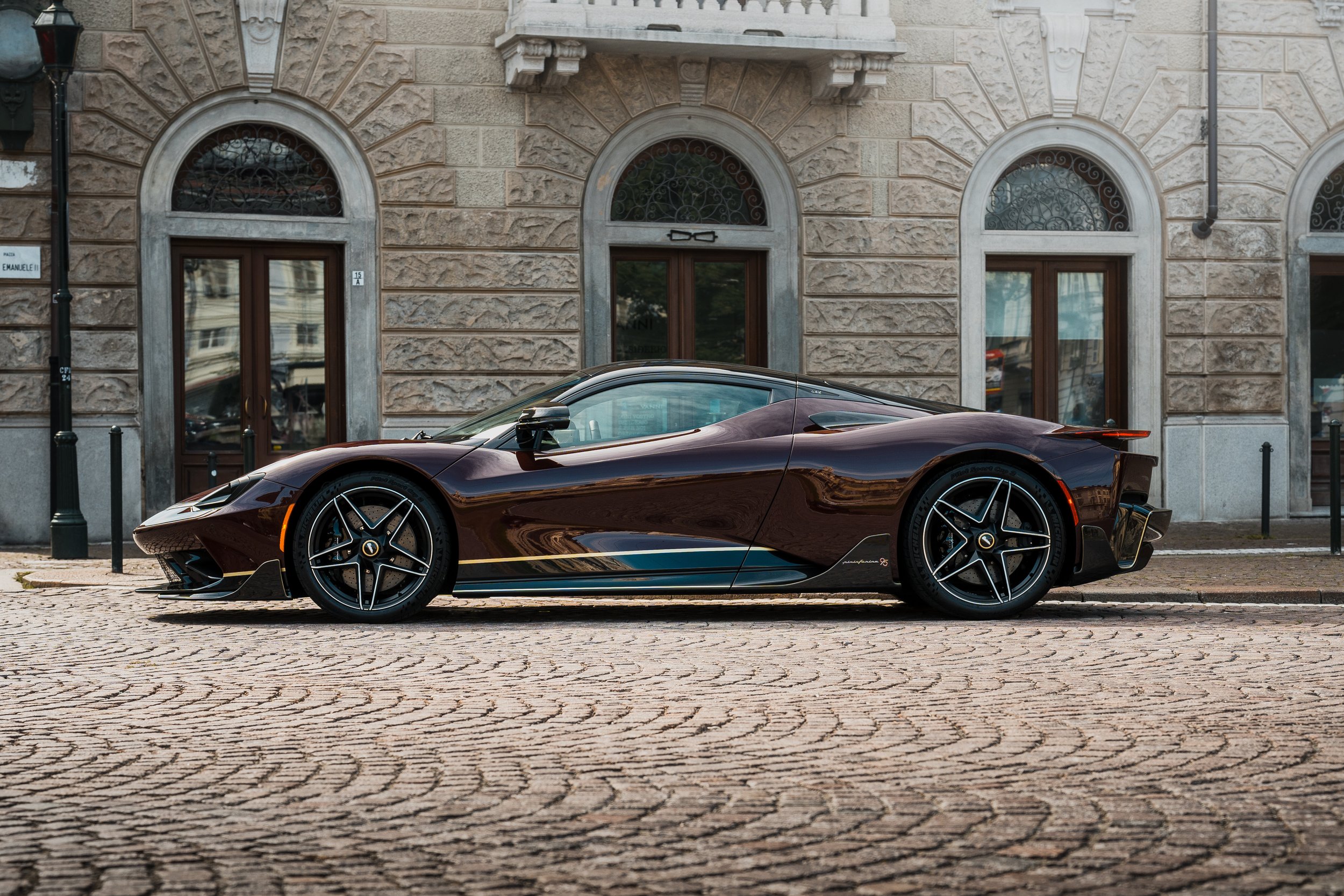 Automobili_Pininfarina_Battista_Novantacinque_28_1748871677893.jpg