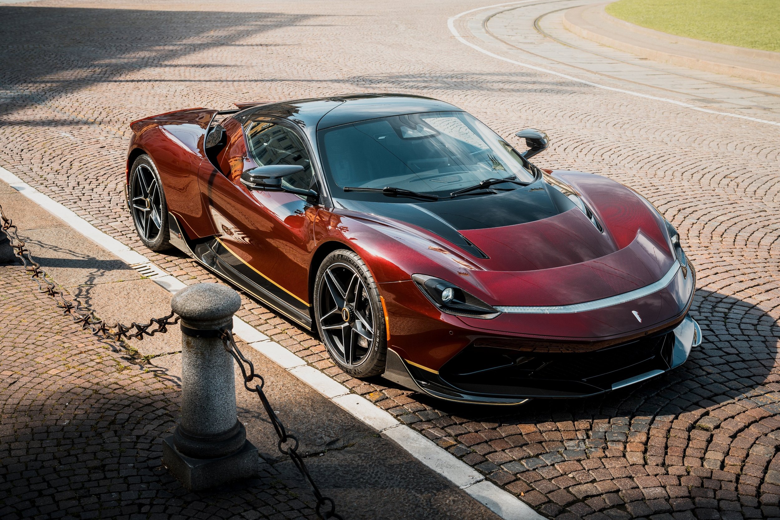 Automobili_Pininfarina_Battista_Novantacinque_29_1748871640925.jpg