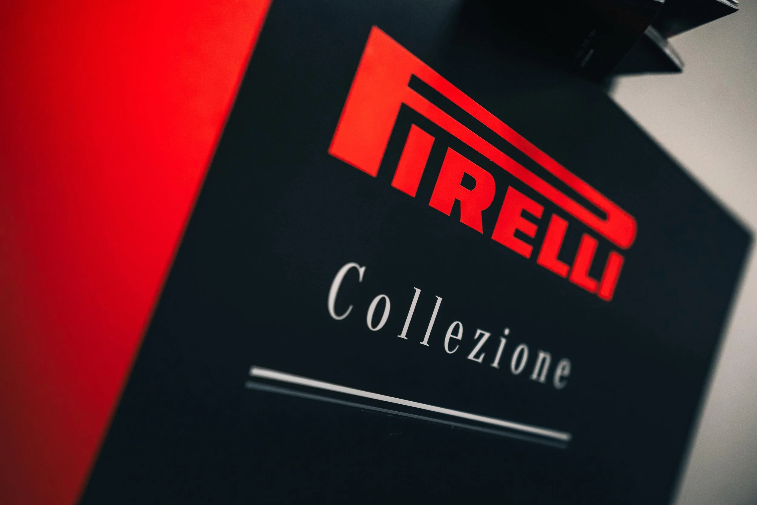 pirelli-collezione-partner-lamborghini-restauration.png