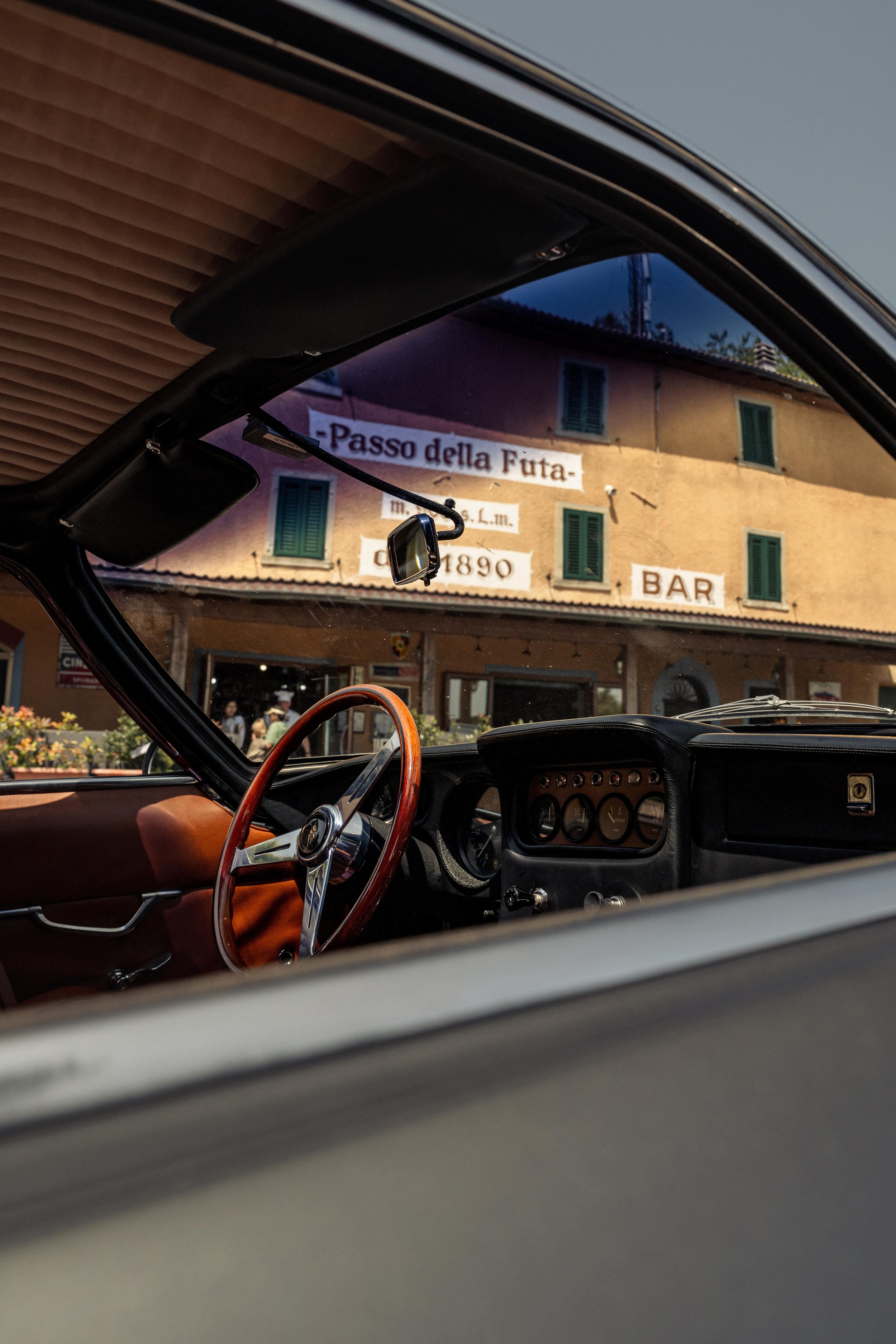 lamborghini-polo-storico-touretappe-passo-della-futa.png