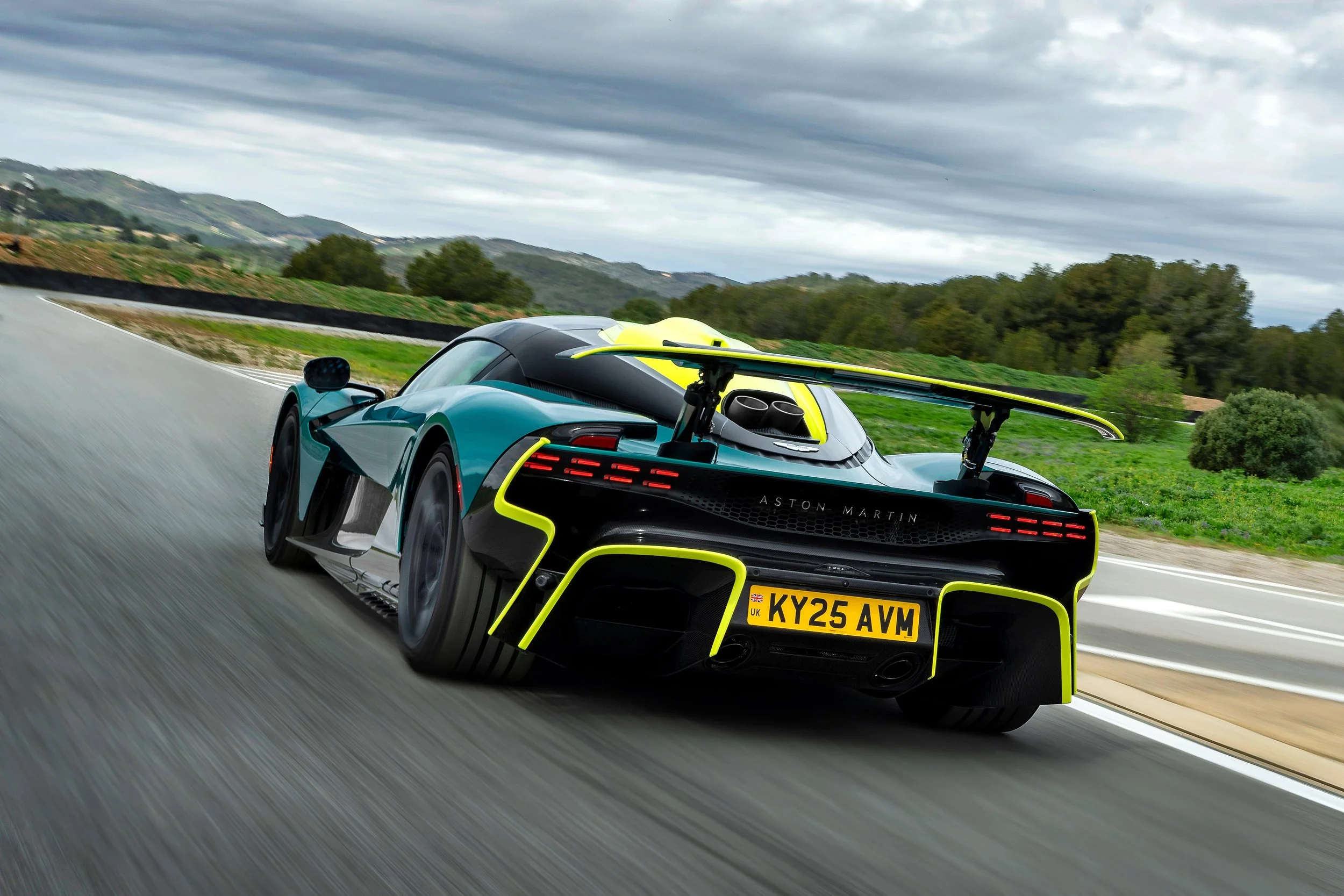 Aston Martin Valhalla.jpg