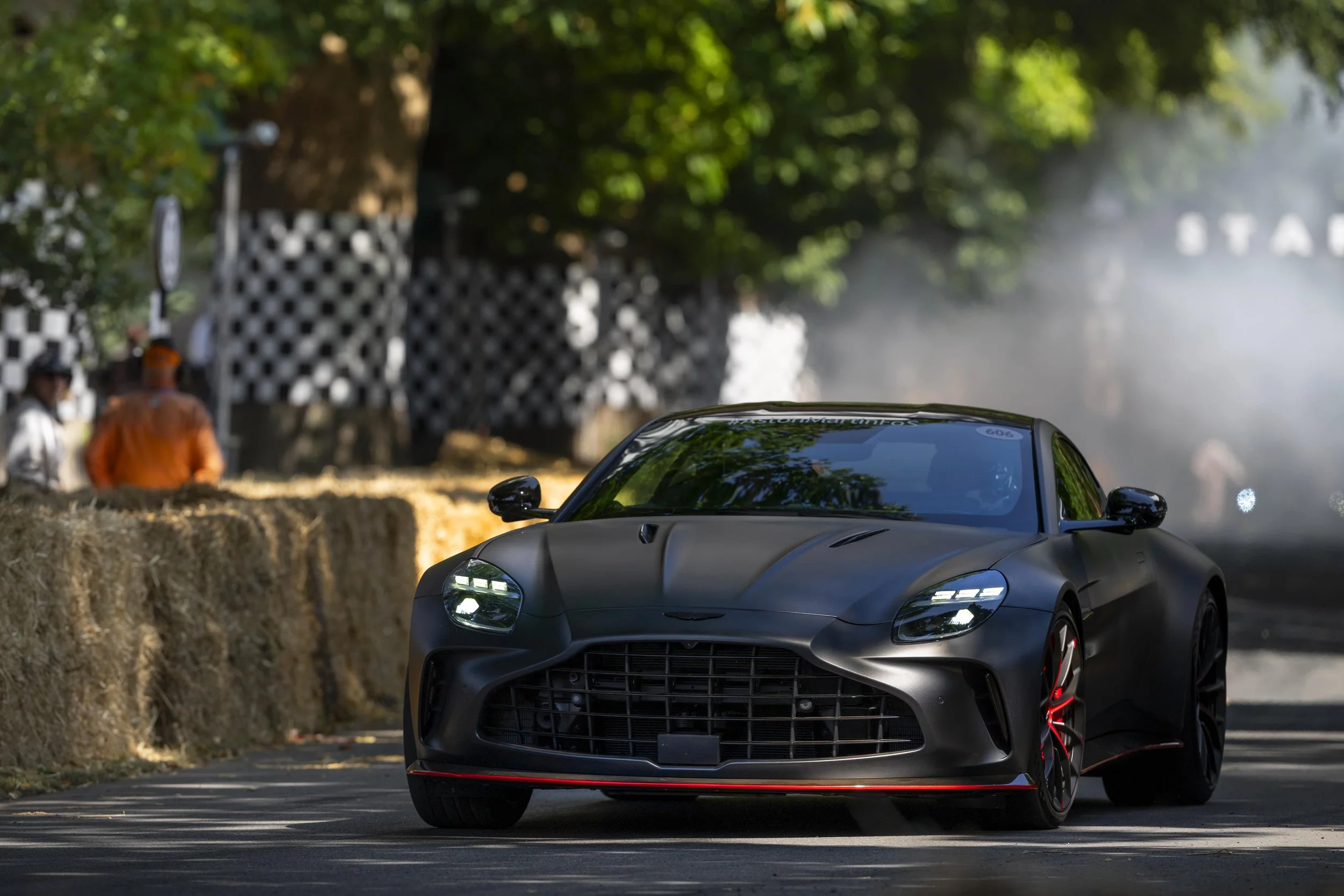 Aston Martin Vantage S_1-min.jpg