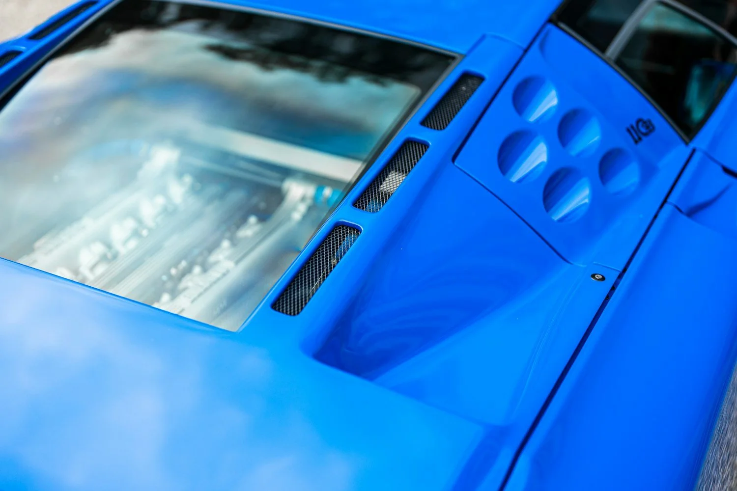 bugatti.jpg