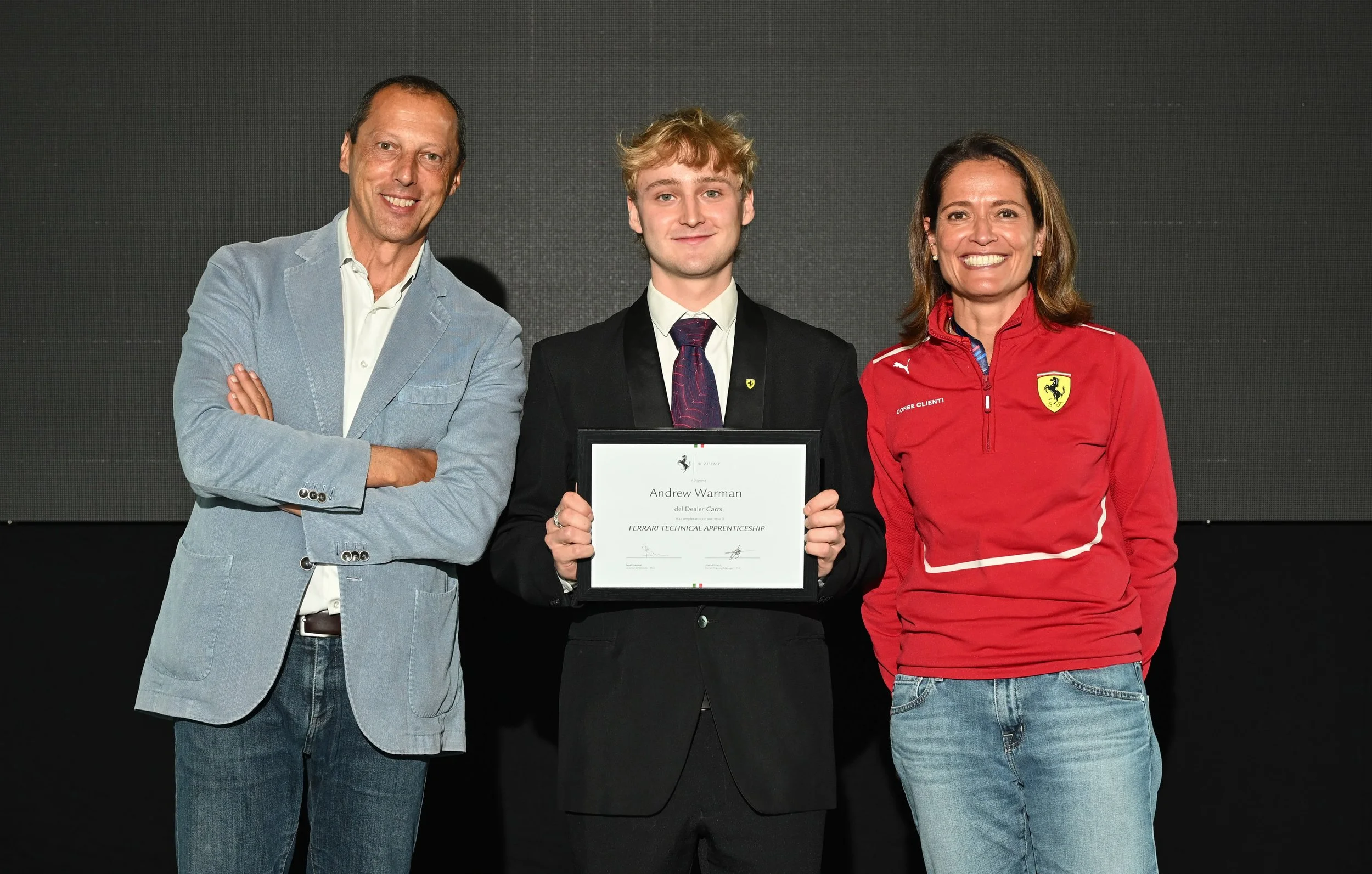 2025_chuk_r05_LQ_graduation-6429-min.jpg
