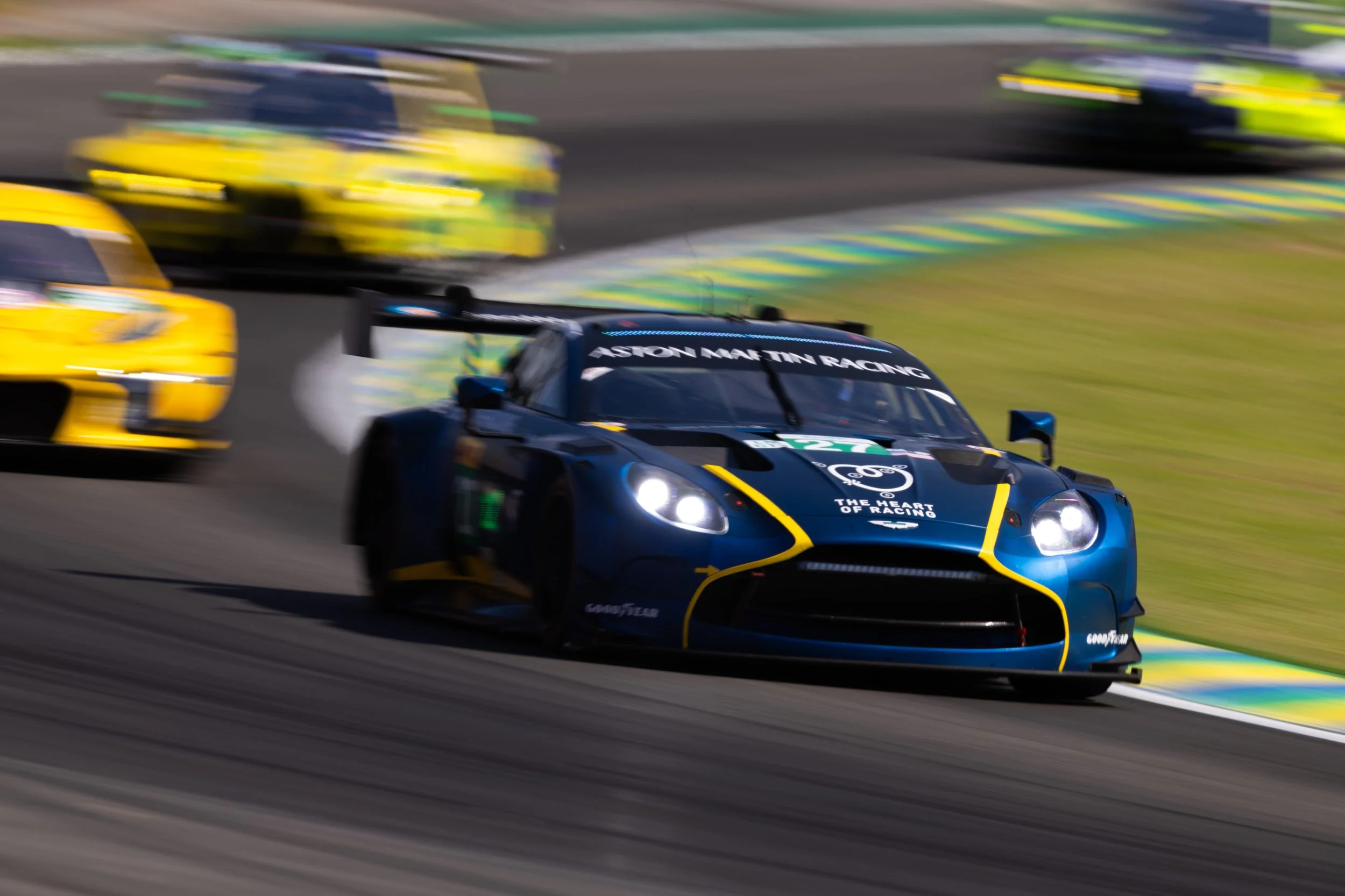 #27 The Heart of Racing Vantage-min.jpg