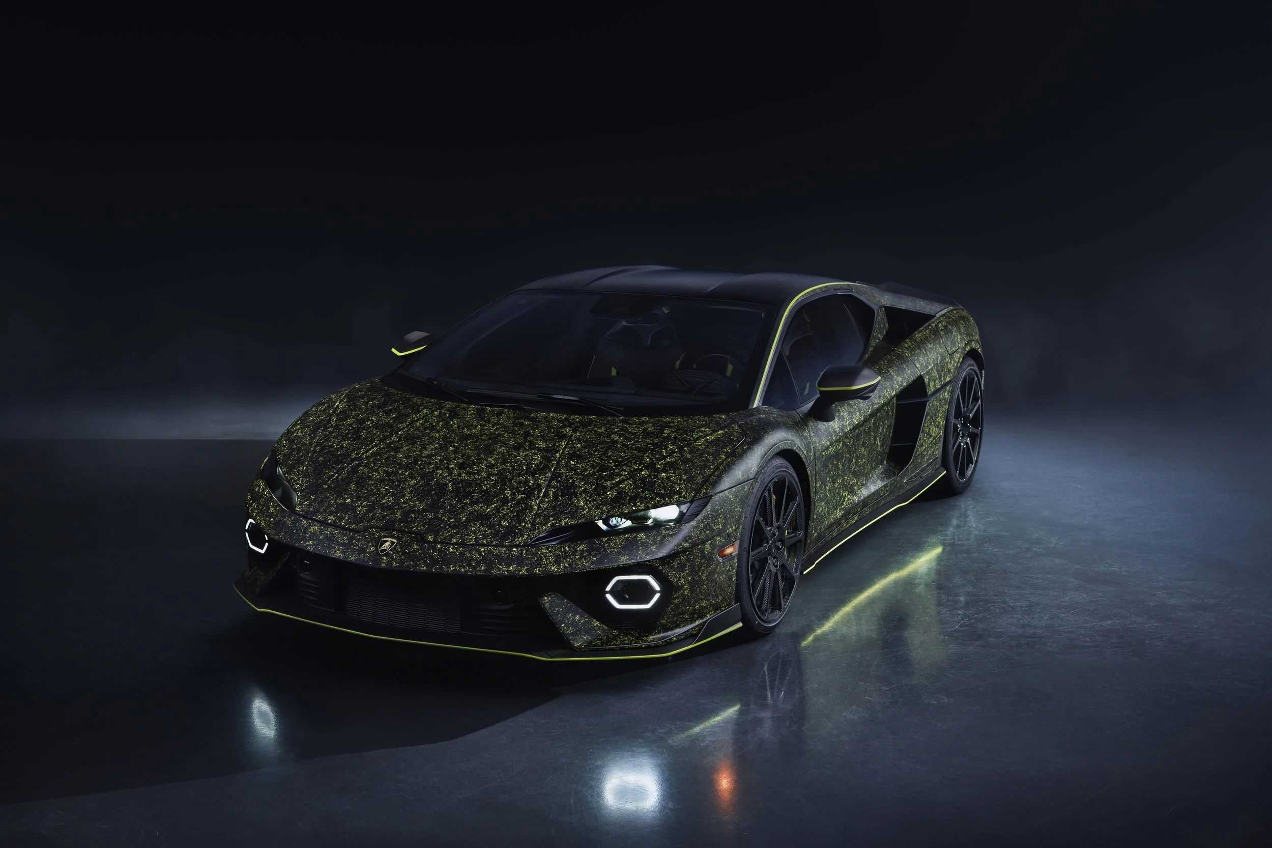 Lamborghini Presents a Unique Temerario Ad Personam at Art Basel Miami 2025