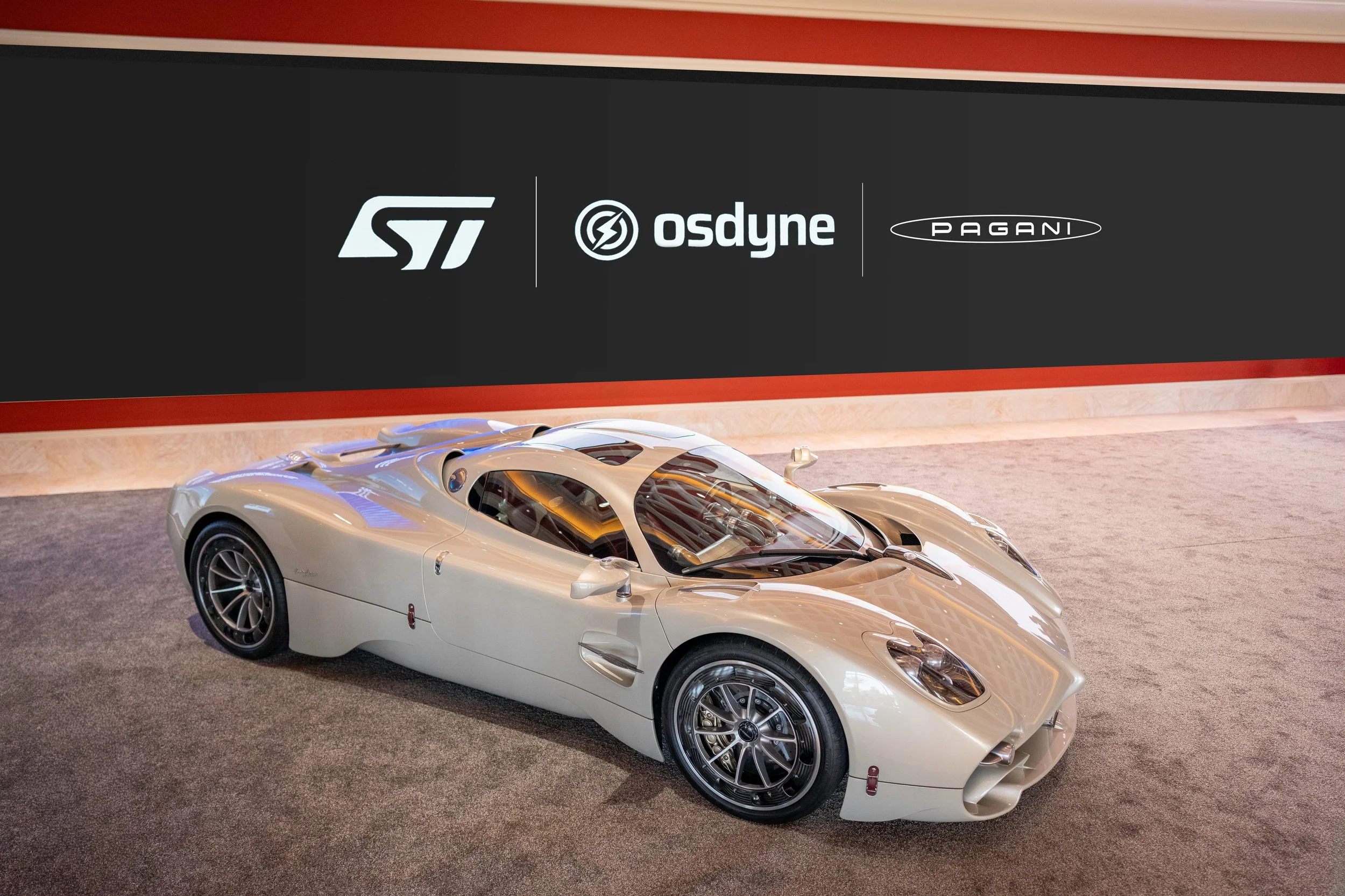 Pagani Automobili Presents Advanced Electronic Architecture at CES 2026