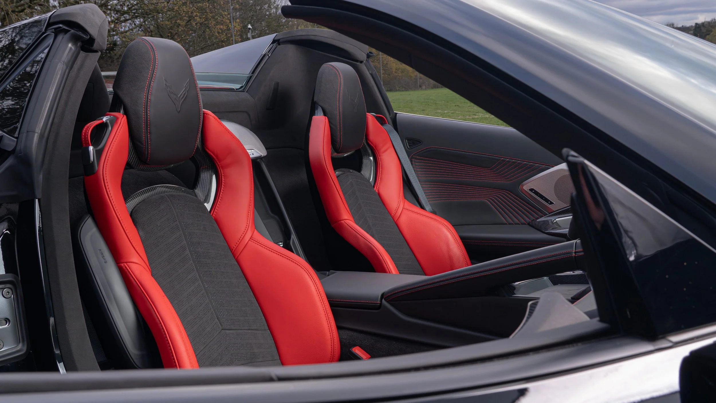 Corvette ZR1 - Black - 1st in Europe - Clive Sutton   (15).jpg