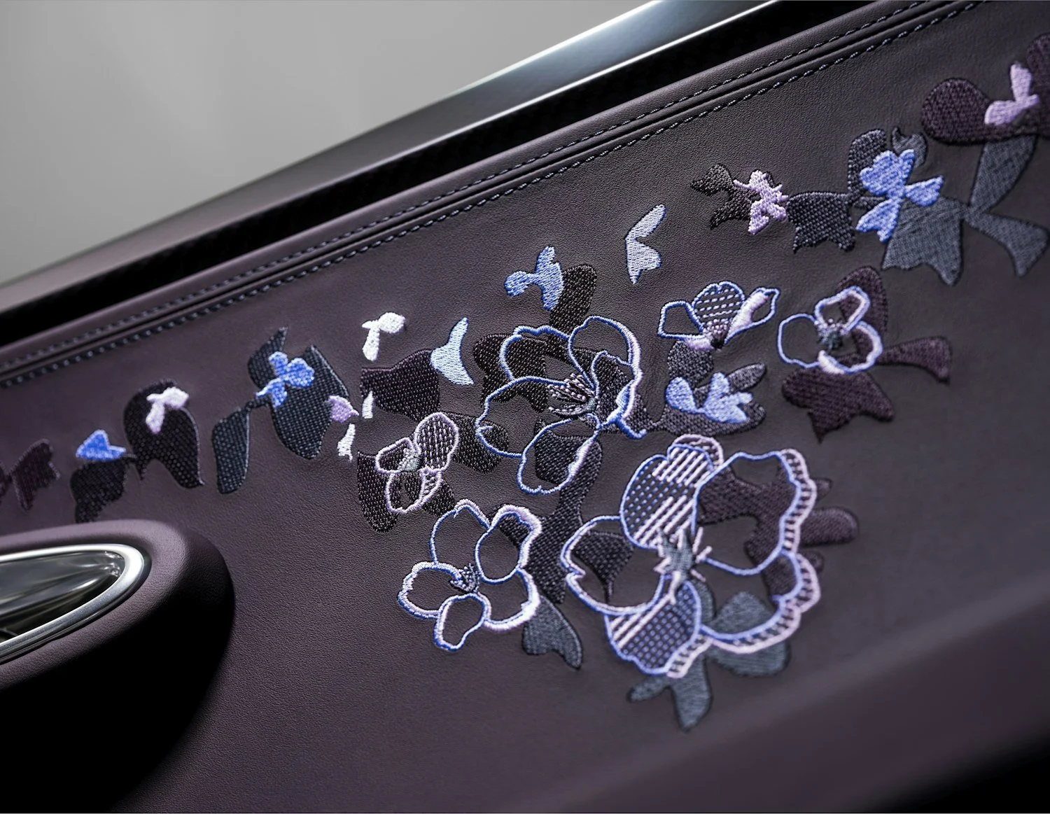 11 BUGATTI-Mistral-Sur-Mesure-Caroline.jpg