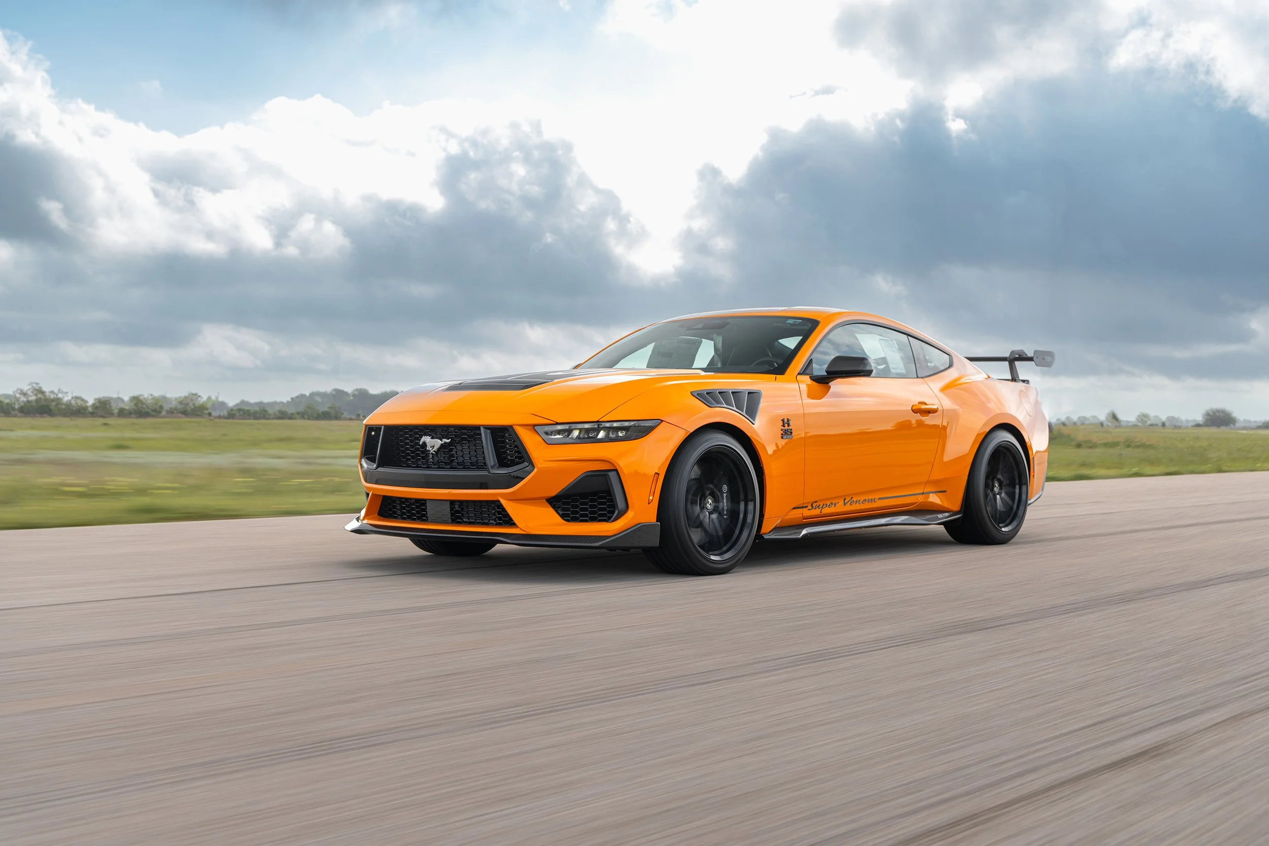 Hennessey-35th-Anniversary-Super-Venom-Special-Edition-Ford-Mustang-17.jpg