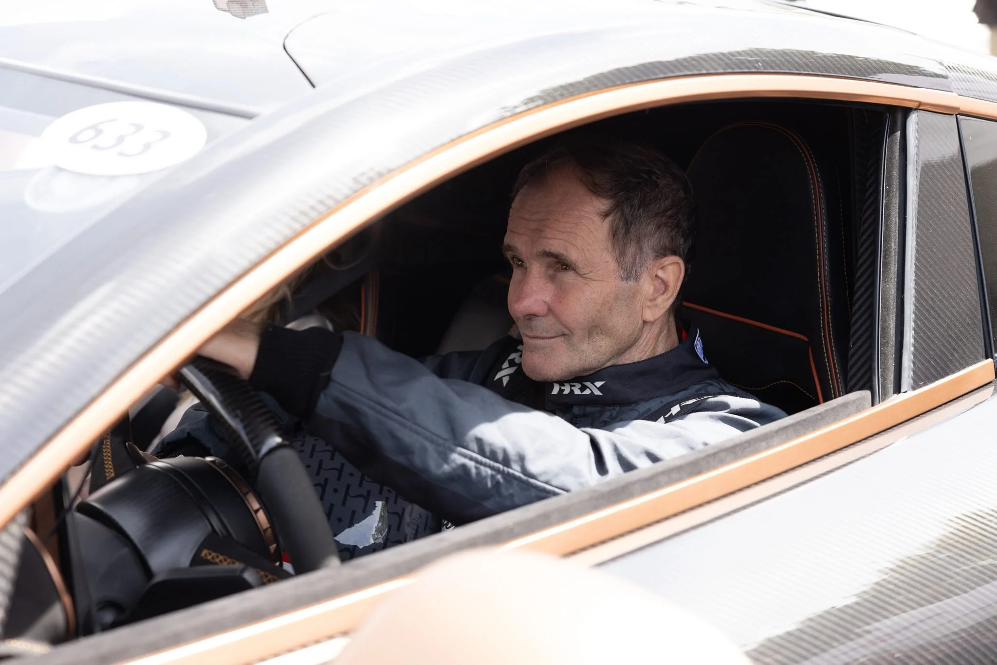Luis Pérez Sala al volante del Hispano Suiza Carmen Boulogne.jpg