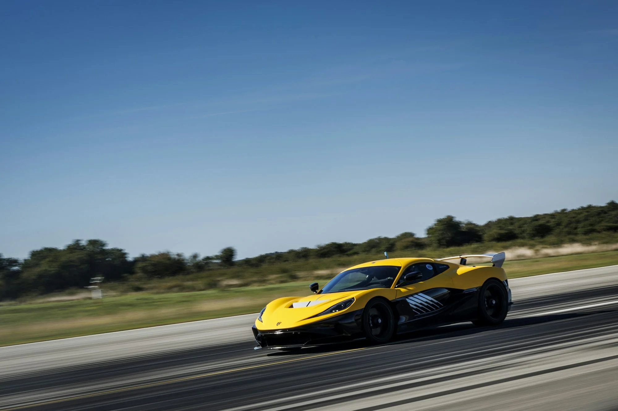 rimac-hypercars-and-engineering-help-red-bull-athlete-dario-costa-deliver-a-world-8.jpg