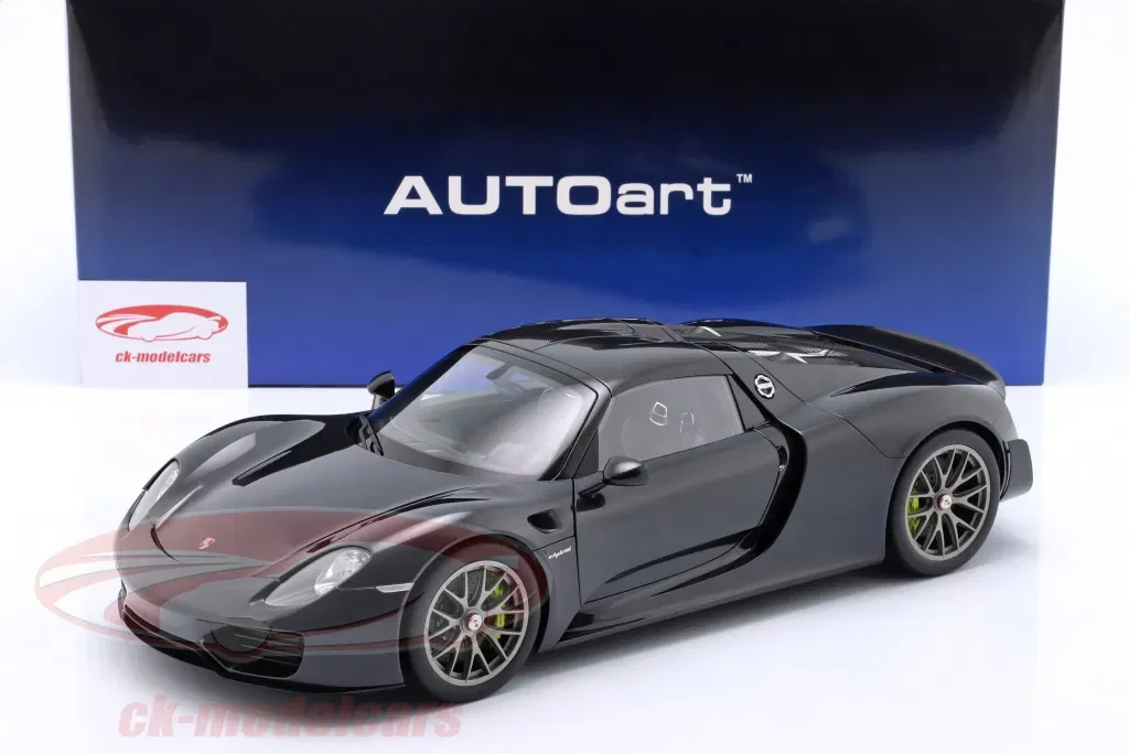 Porsche 918 Spyder Weissach Package 2013 schwarz metallic 1:12