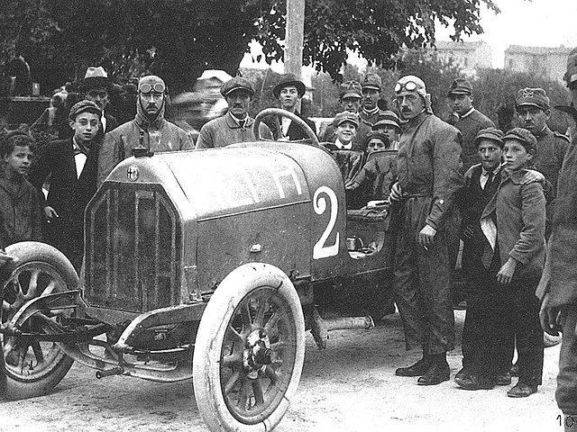 Giuseppe Baldoni und Alfa 1919 beim Debut in Parma Berceto