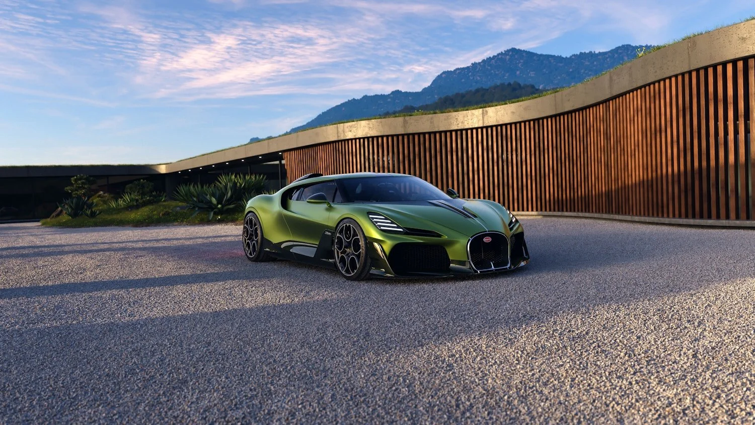 Bugatti Brouillard – erstes Modell des exklusiven Programme Solitaire in grün-metallic, inspiriert von Ettore Bugattis Lieblingspferd, mit 1.600 PS starkem W16-Quad-Turbomotor, aufgenommen vor moderner Villa während der Monterey Car Week 2025.