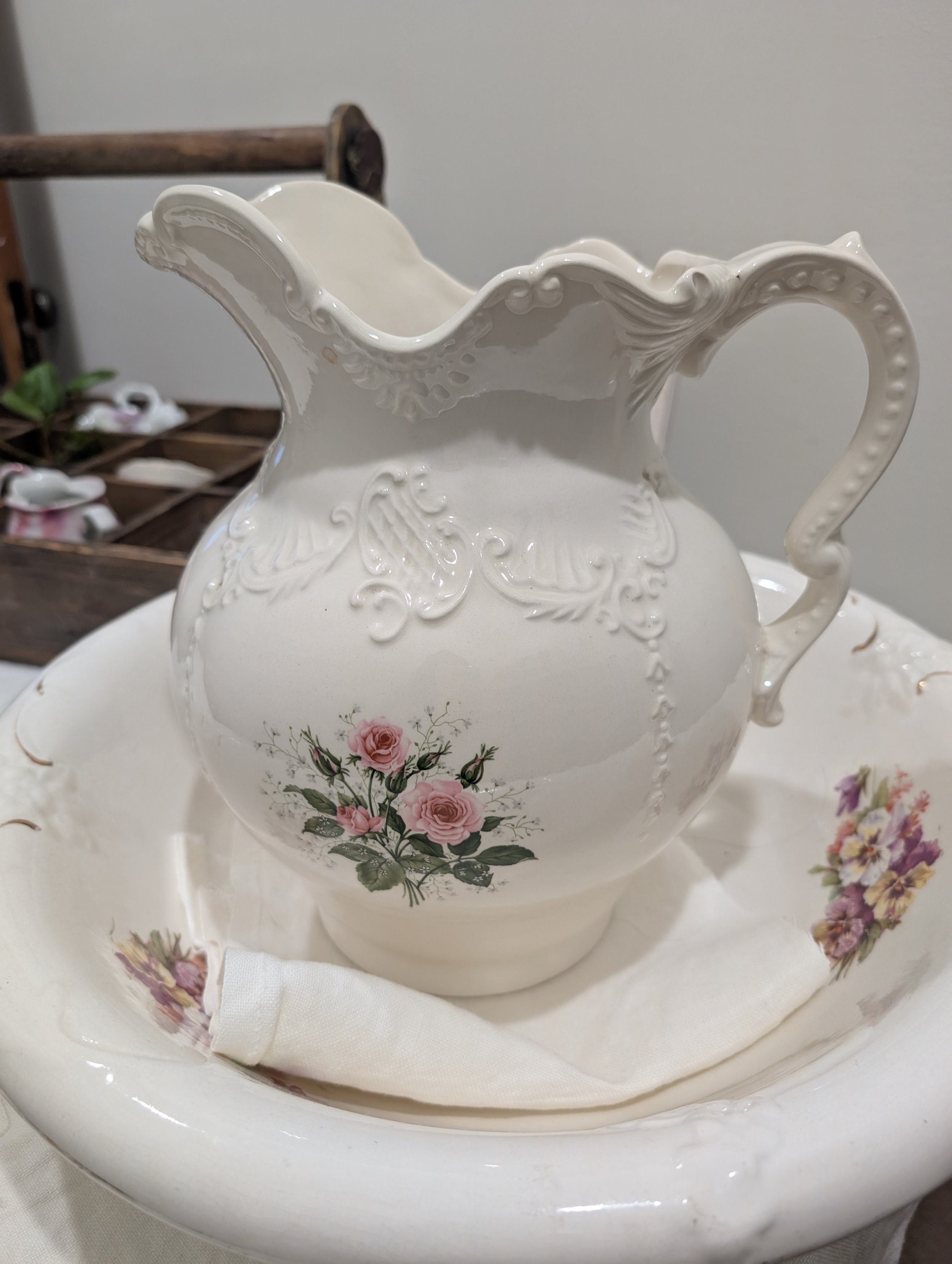 White rose pitcher and basin