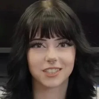 GameStop Girl
