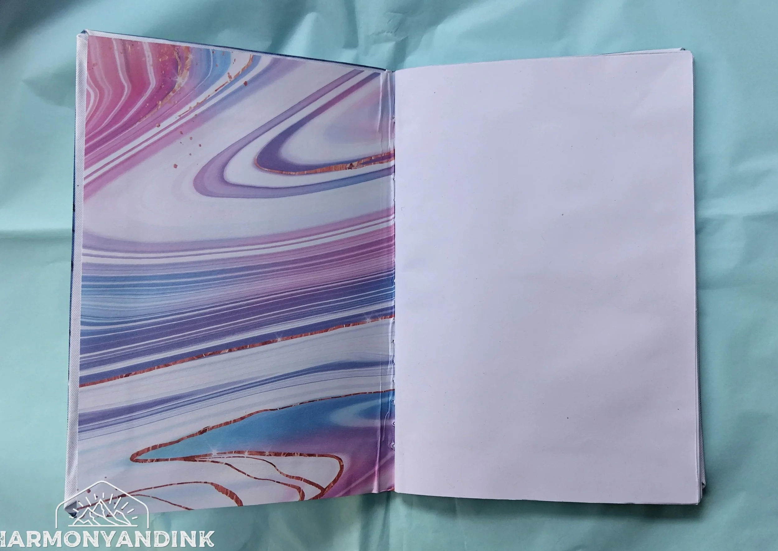 lu-pink-white-and-blue-1-6ab18bb845d78.jpg