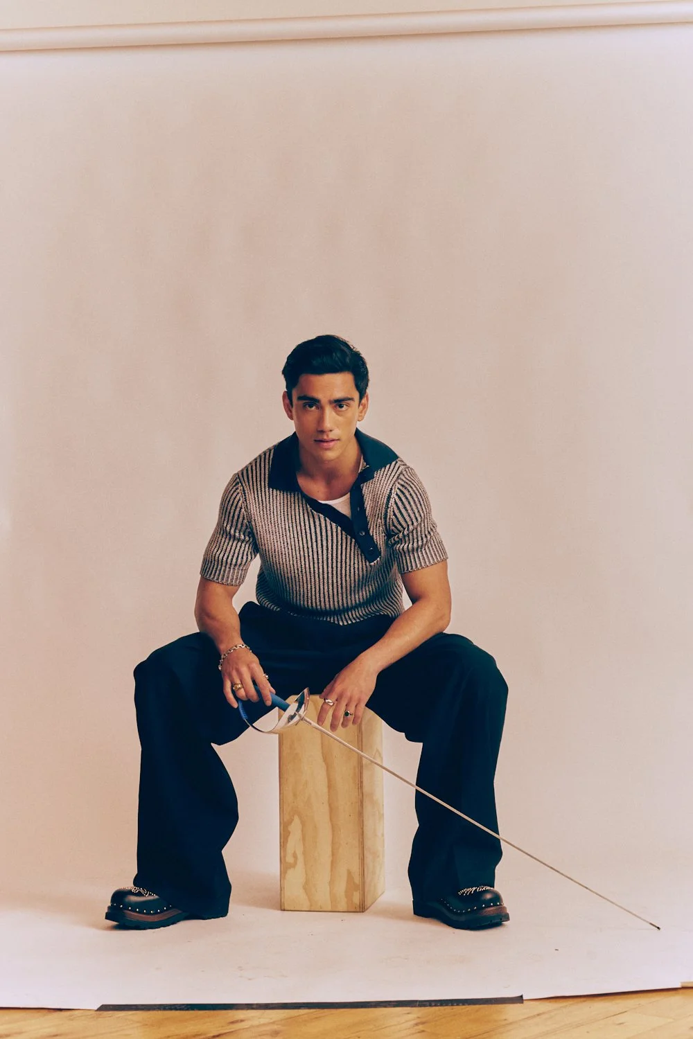 V MAN SEA - MItchell Saron0130.jpg