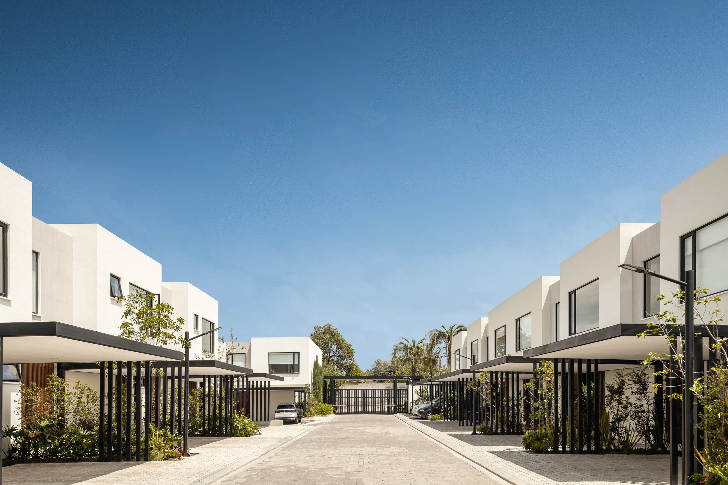 CAPA-FS-JPEG-HD-exteriores_la serena_tumbaco-5.jpeg