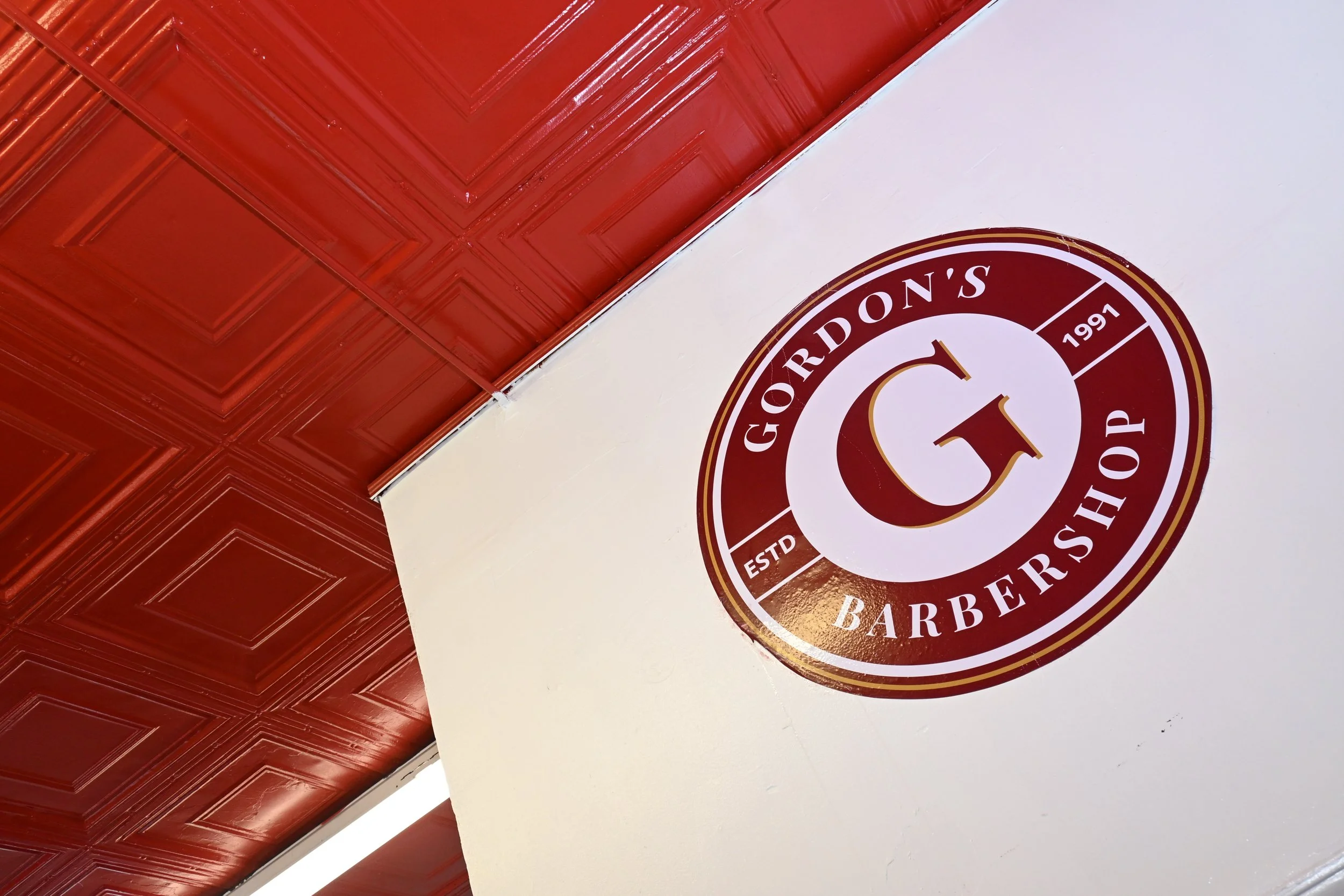 Gordon's Barbershop logo 