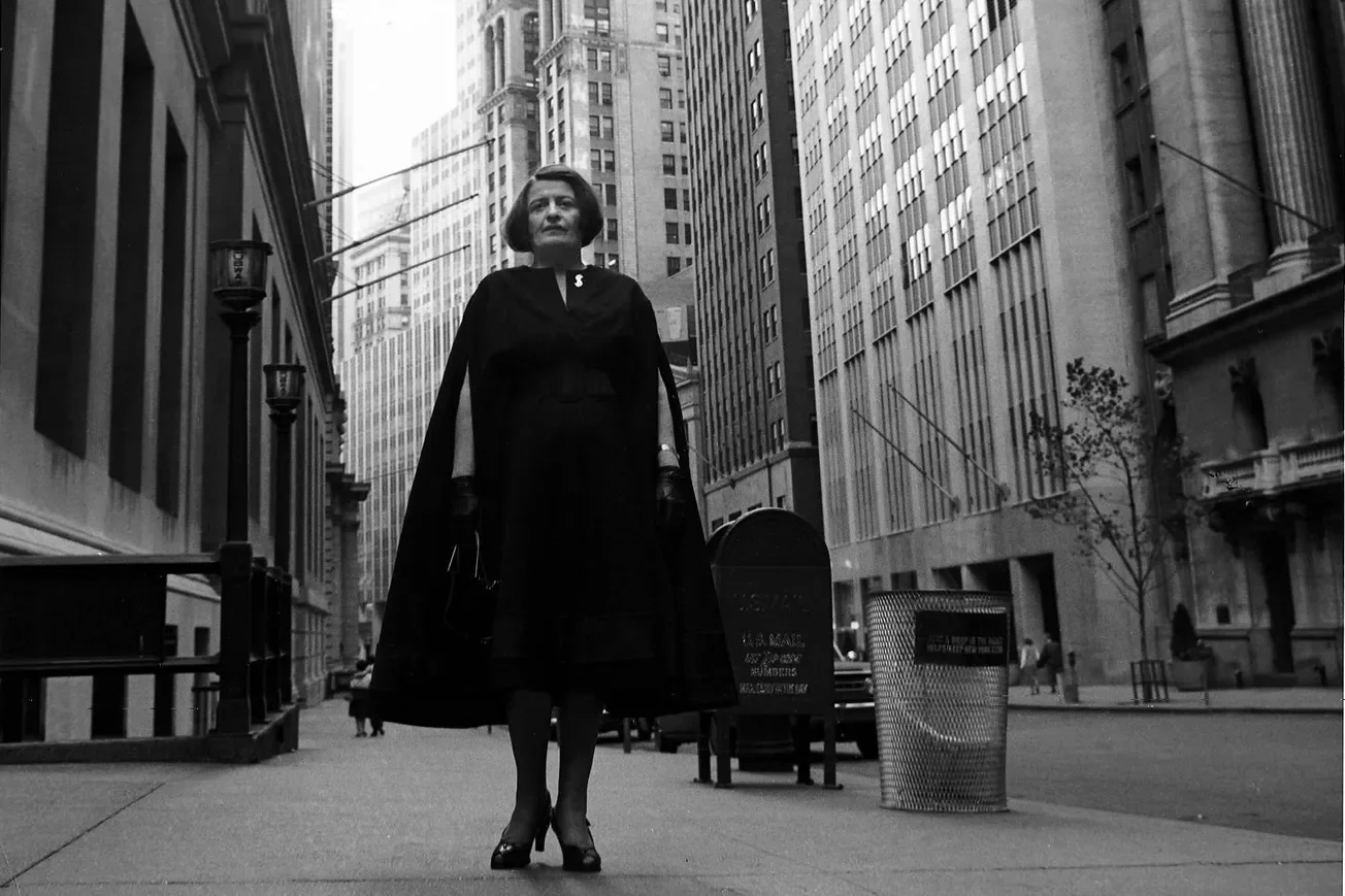 AYN RAND: EGOISMUS ALS PHILOSOPHIE DER WIRTSCHAFT | Surplus - Das Wirtschaftsmagazin