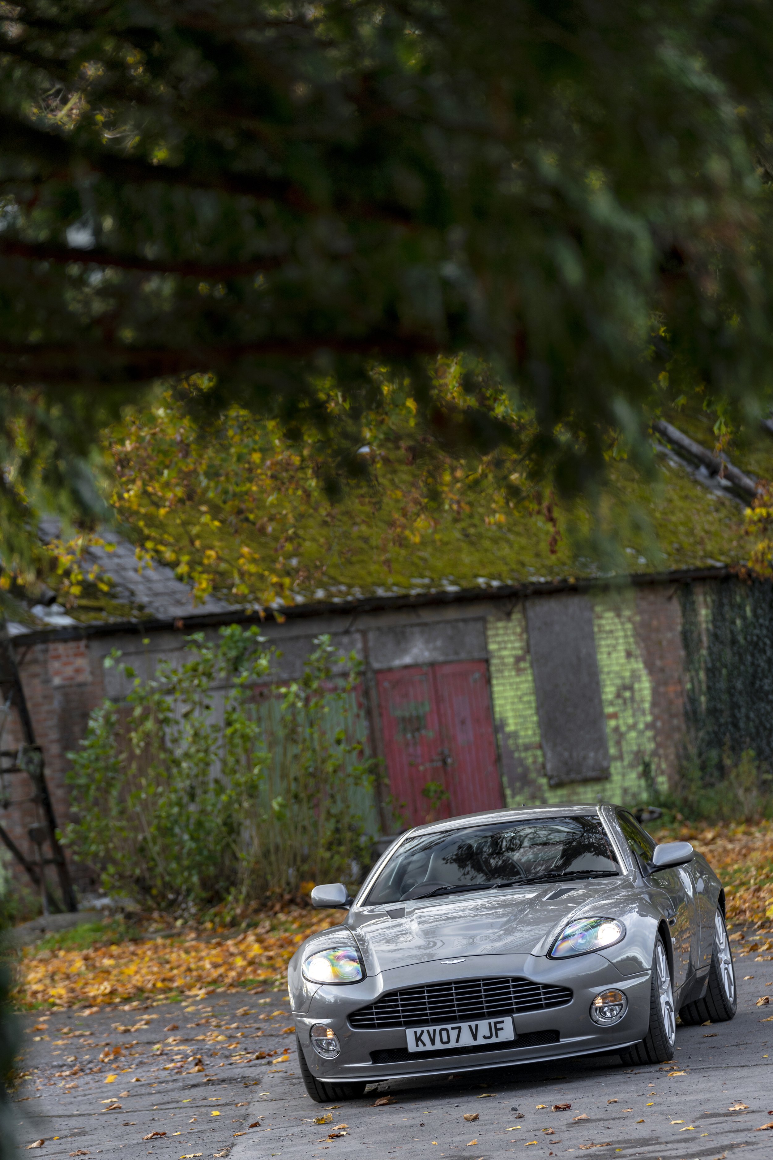 2004_-_2007_Vanquish_S.jpg