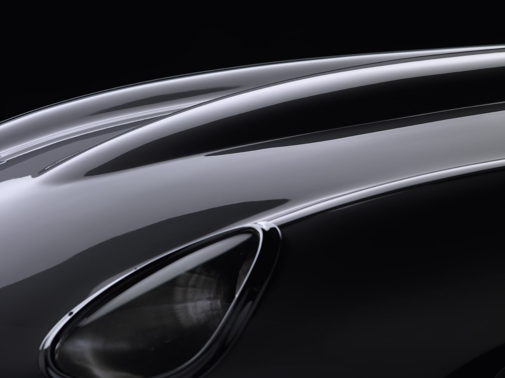 Hood Detail 1 0025-dc1.jpg